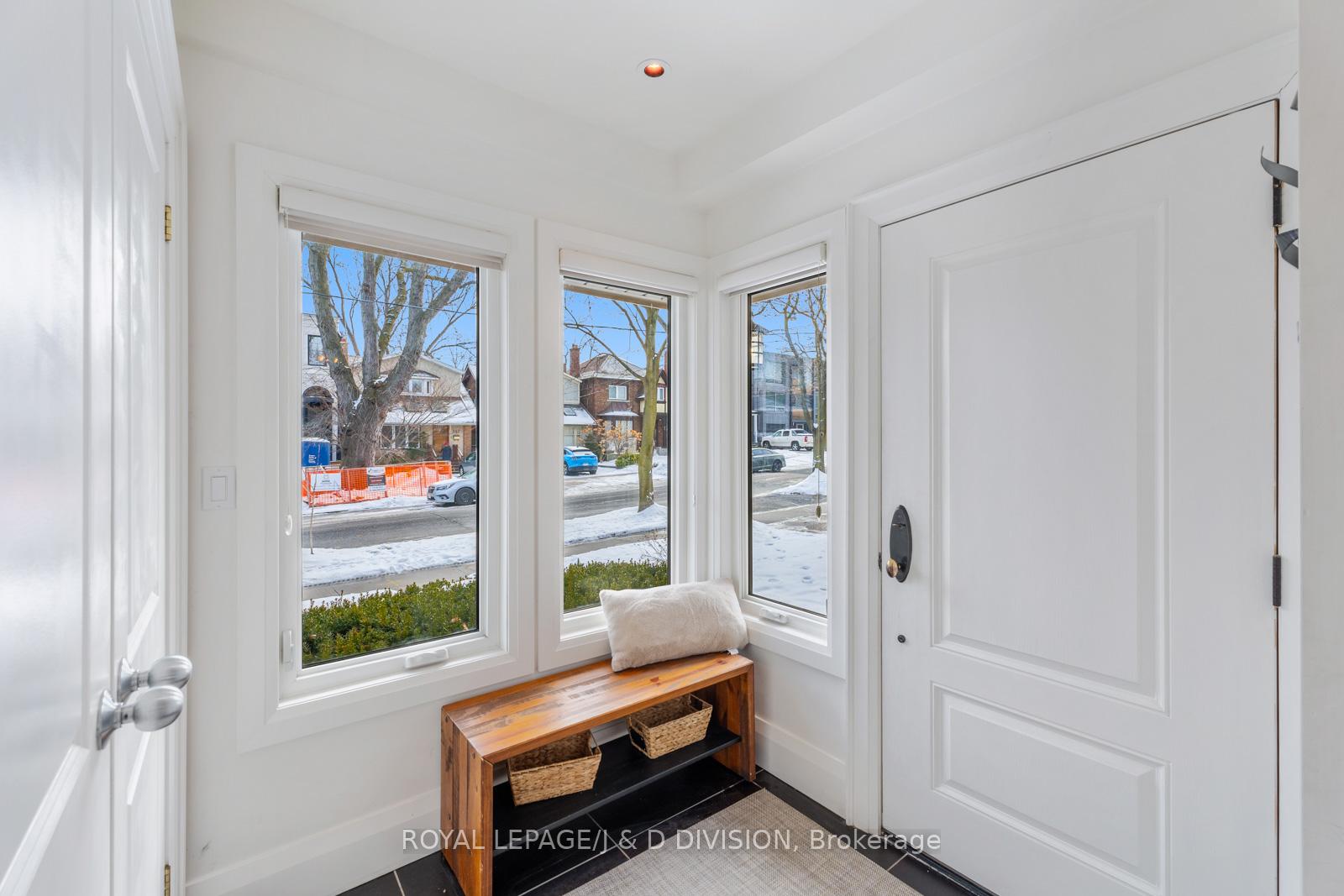 Photo 2 of 360 Briar Hill Avenue, Toronto, Lawrence Park South — HOMEH