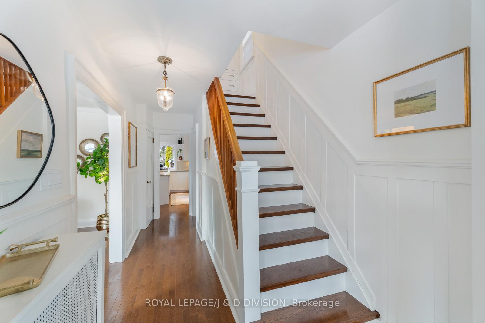 Photo 7 of 360 Briar Hill Avenue, Toronto, Lawrence Park South — HOMEH