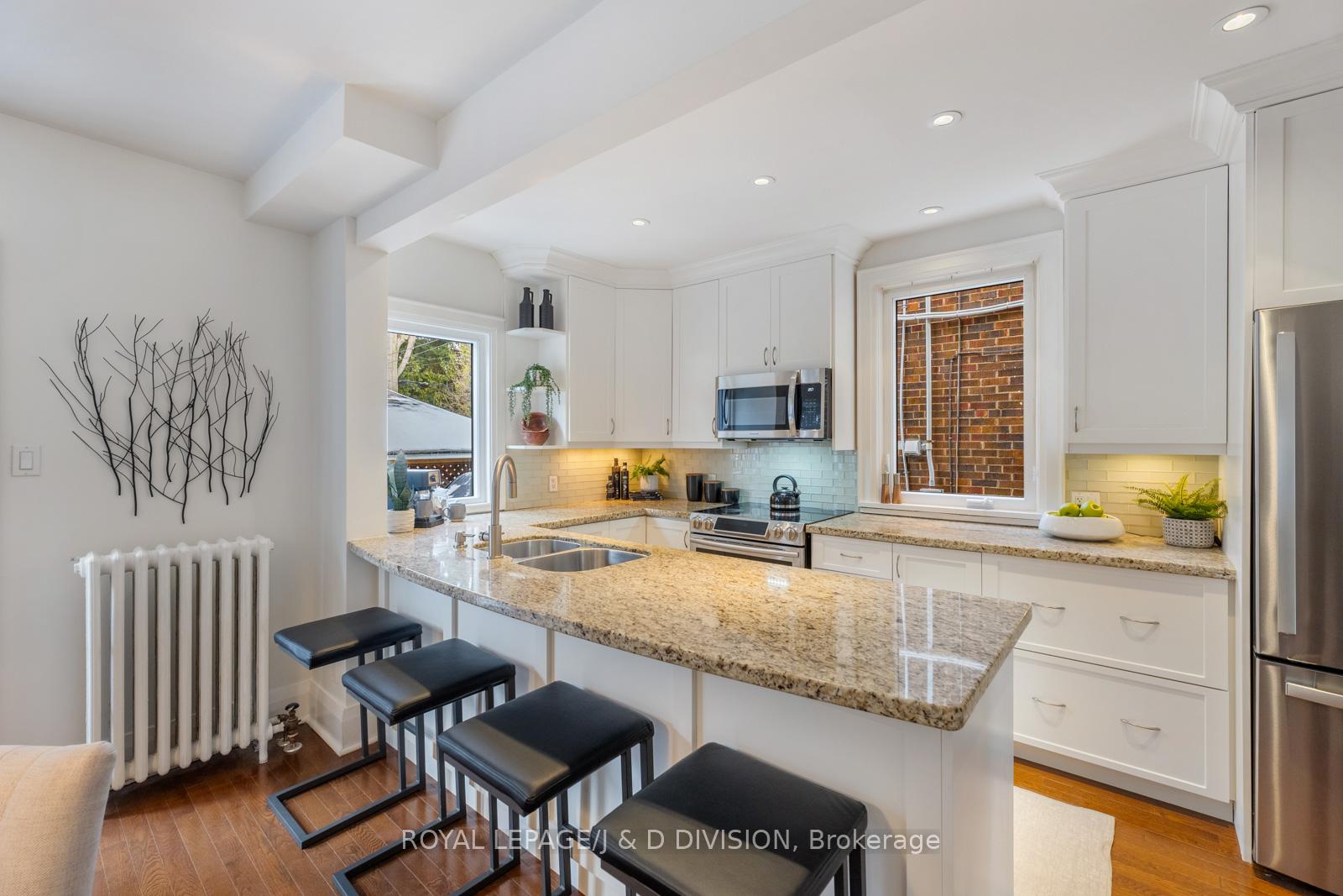 Photo 14 of 360 Briar Hill Avenue, Toronto, Lawrence Park South — HOMEH