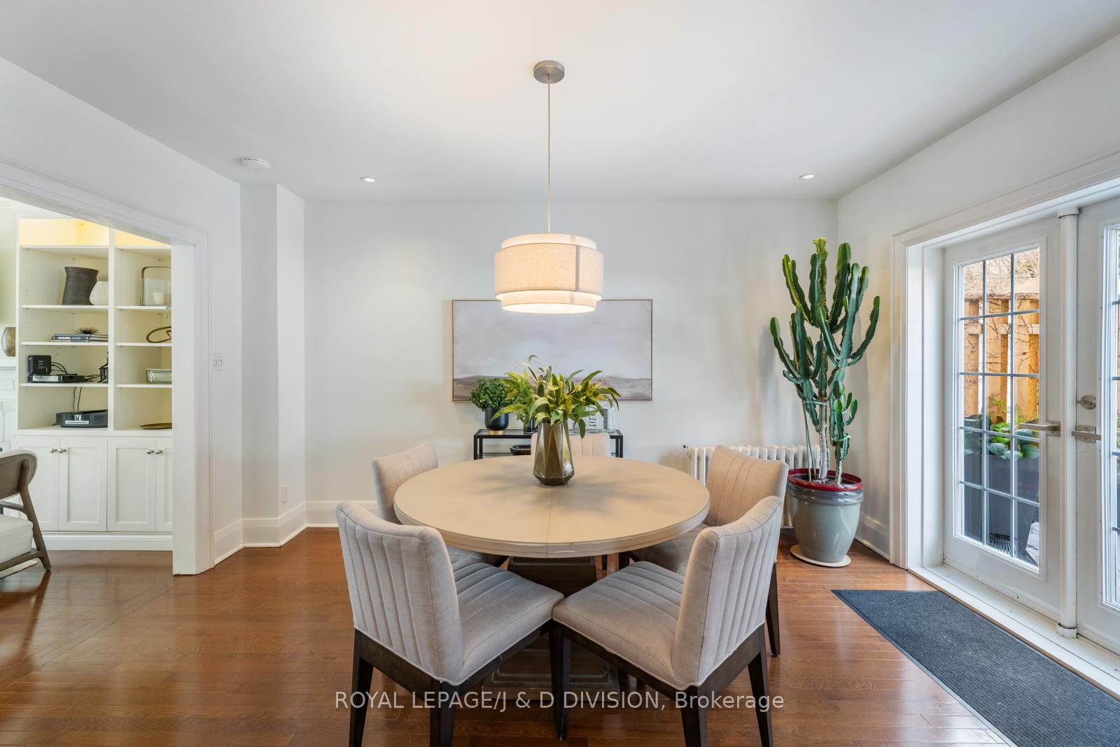 Photo 11 of 360 Briar Hill Avenue, Toronto, Lawrence Park South — HOMEH