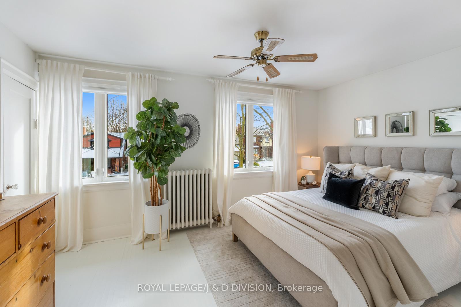 Photo 10 of 360 Briar Hill Avenue, Toronto, Lawrence Park South — HOMEH