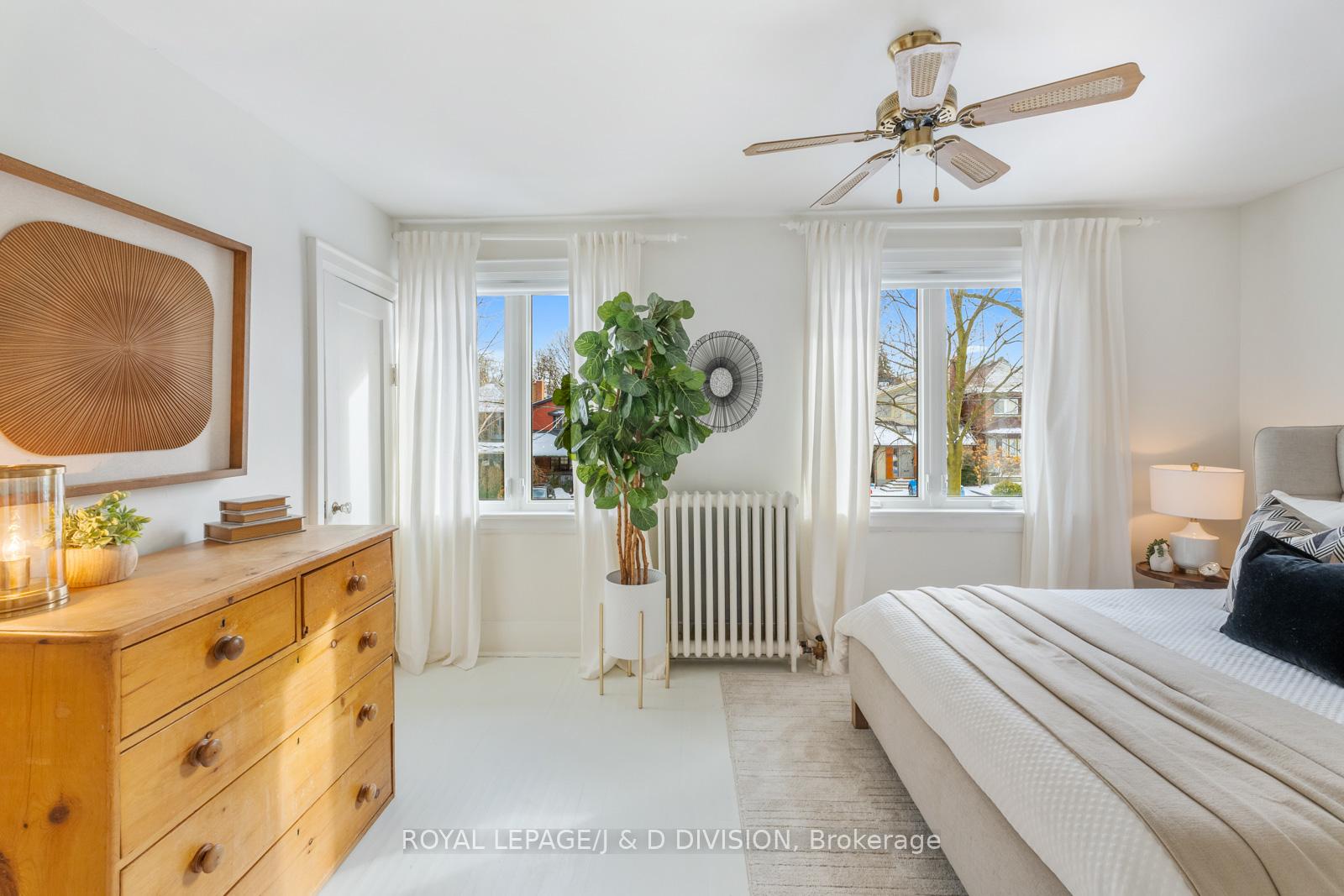 Photo 17 of 360 Briar Hill Avenue, Toronto, Lawrence Park South — HOMEH