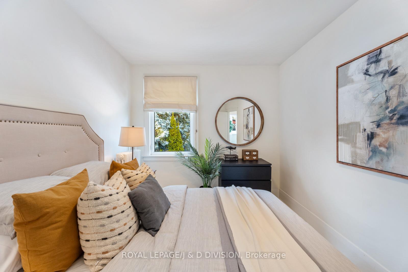 Photo 25 of 360 Briar Hill Avenue, Toronto, Lawrence Park South — HOMEH