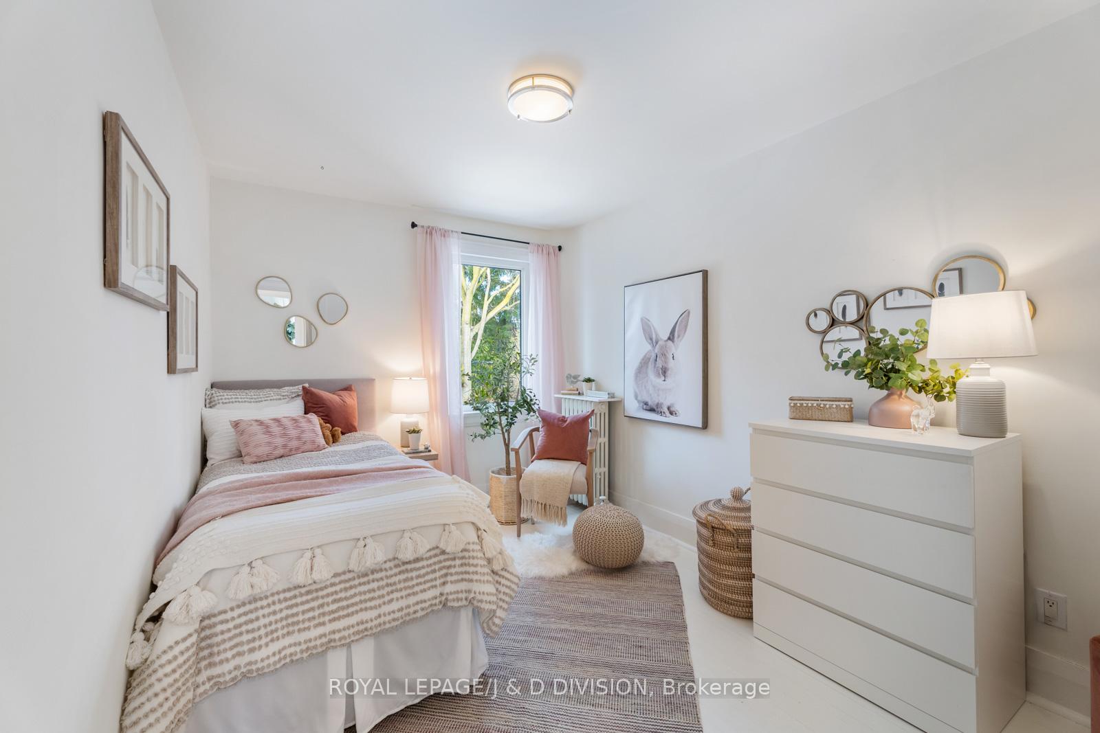 Photo 30 of 360 Briar Hill Avenue, Toronto, Lawrence Park South — HOMEH