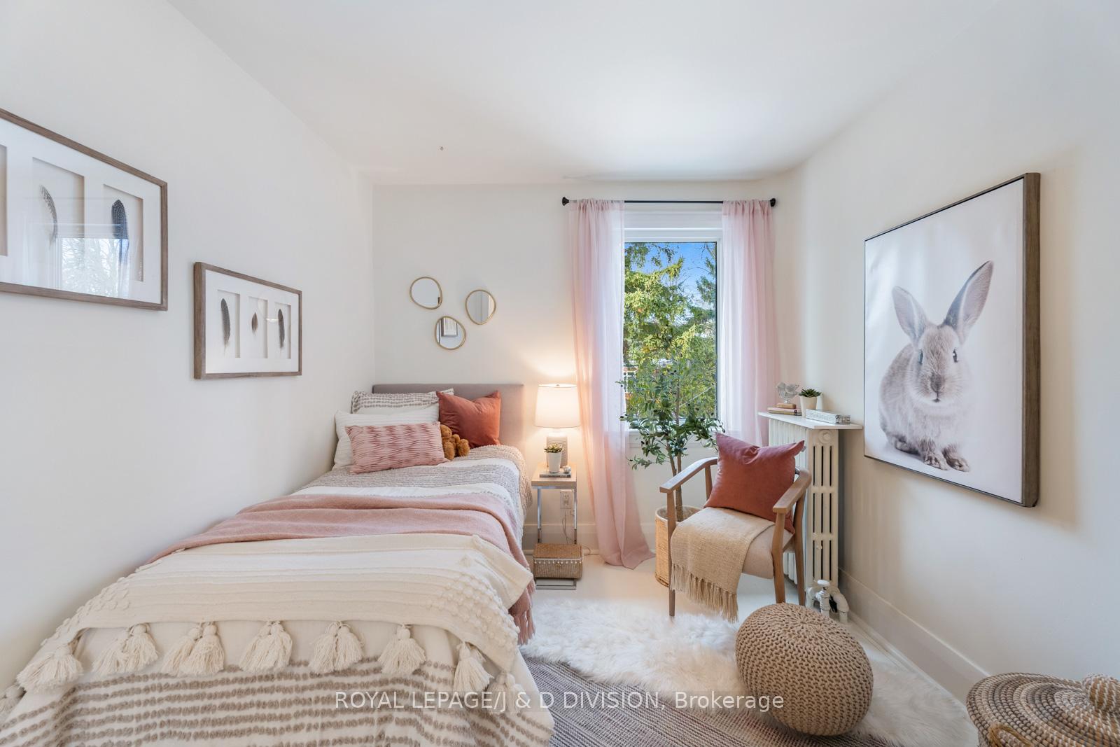 Photo 33 of 360 Briar Hill Avenue, Toronto, Lawrence Park South — HOMEH