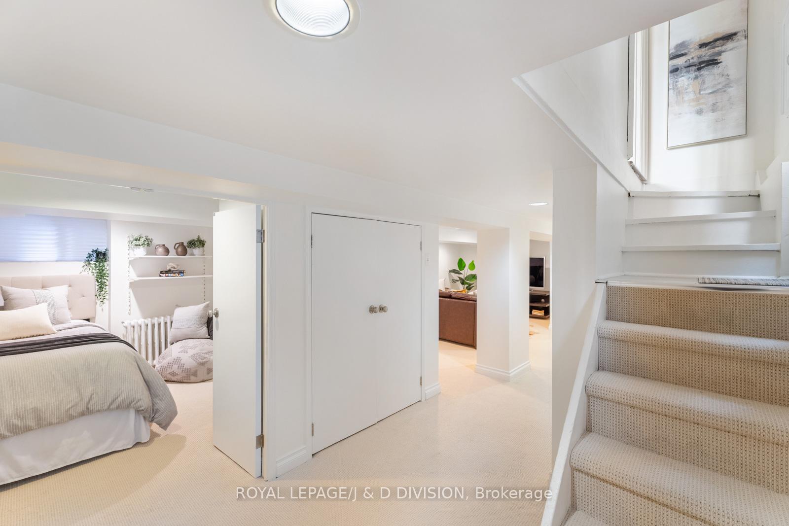 Photo 22 of 360 Briar Hill Avenue, Toronto, Lawrence Park South — HOMEH