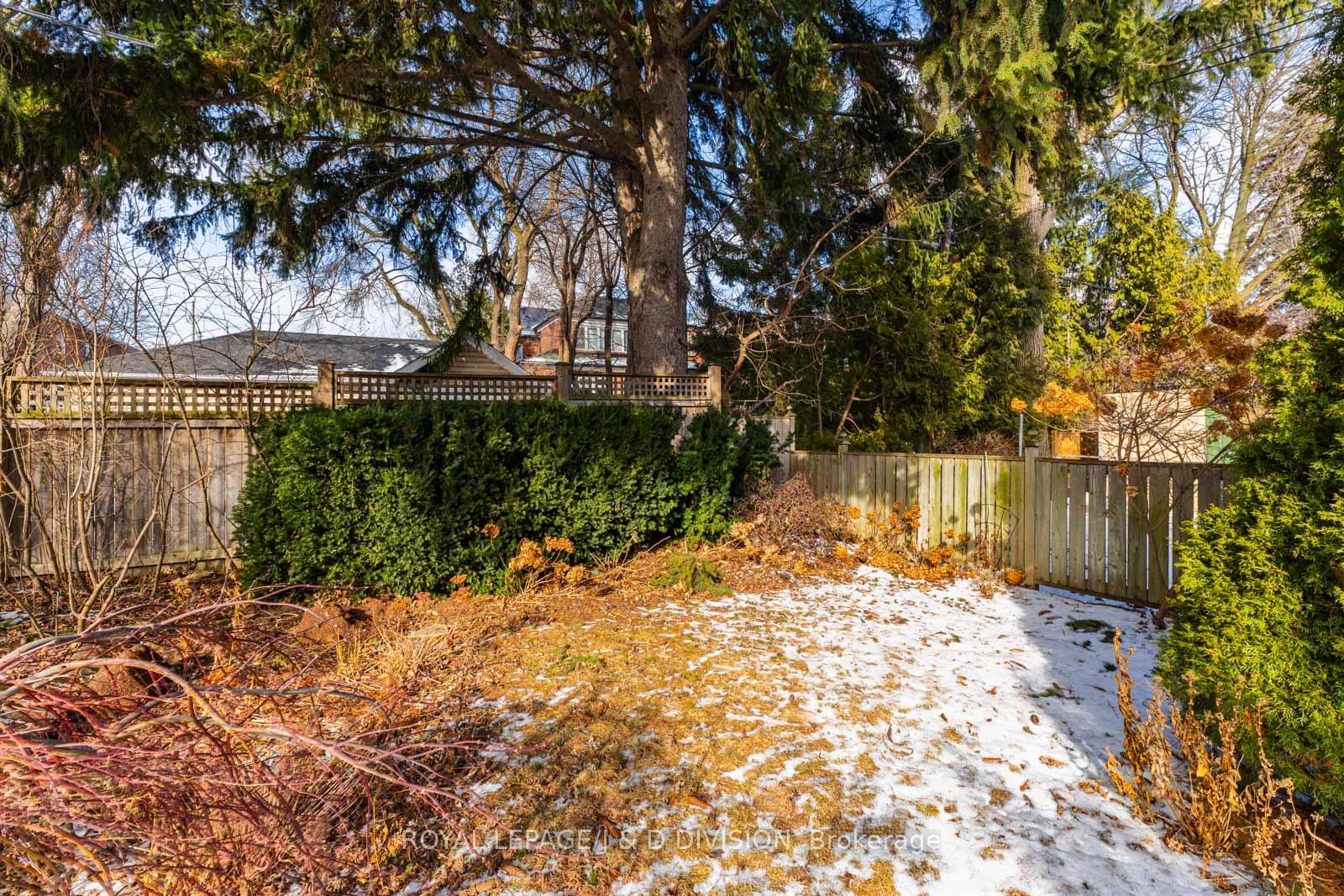 Photo 36 of 360 Briar Hill Avenue, Toronto, Lawrence Park South — HOMEH