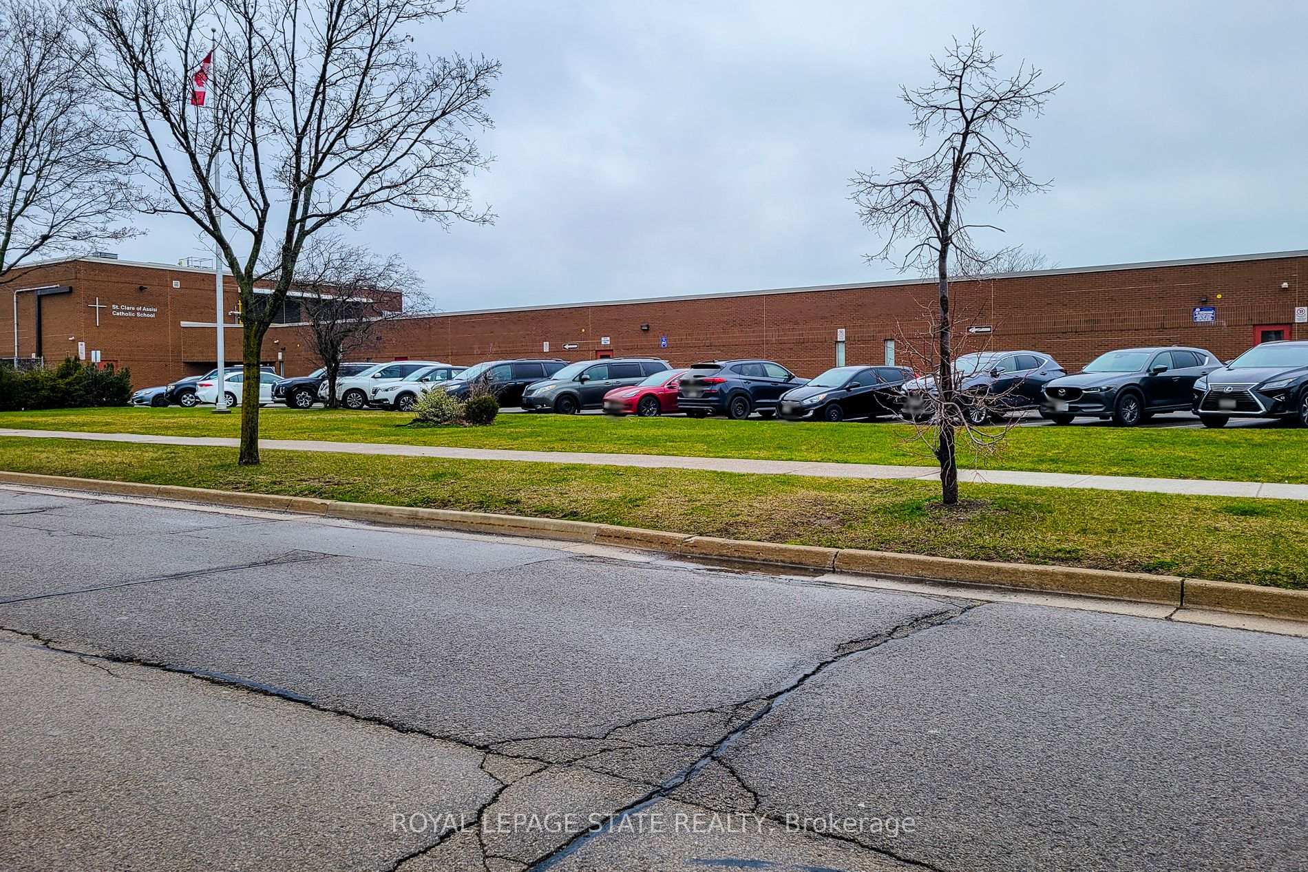 Photo 14 of 170 Glenashton Drive, Hamilton, Stoney Creek — HOMEH