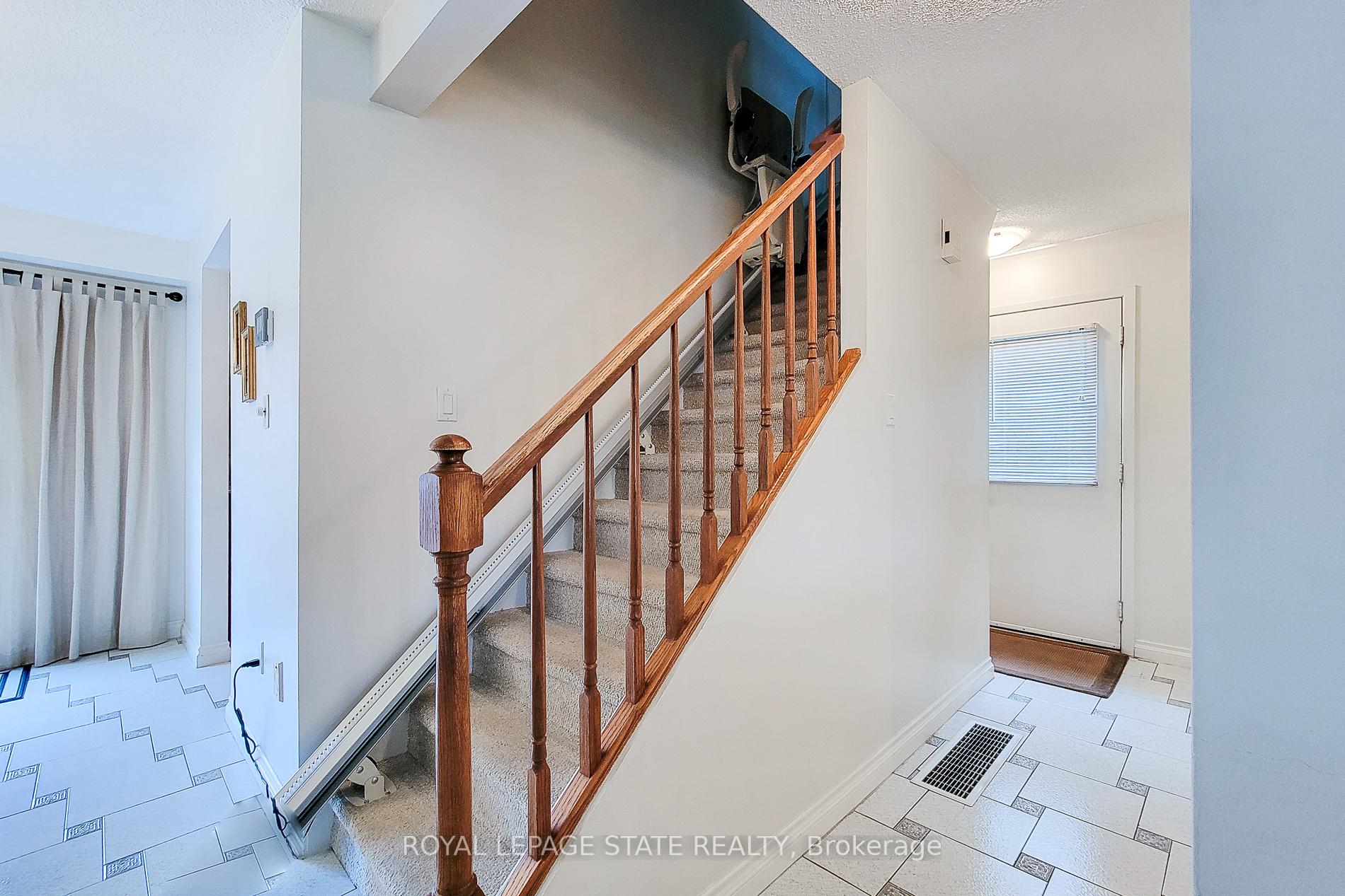 Photo 33 of 170 Glenashton Drive, Hamilton, Stoney Creek — HOMEH
