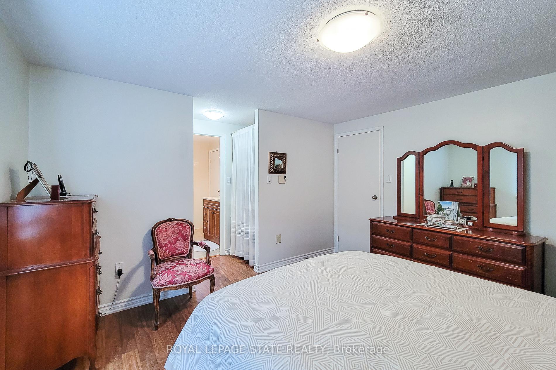 Photo 27 of 170 Glenashton Drive, Hamilton, Stoney Creek — HOMEH
