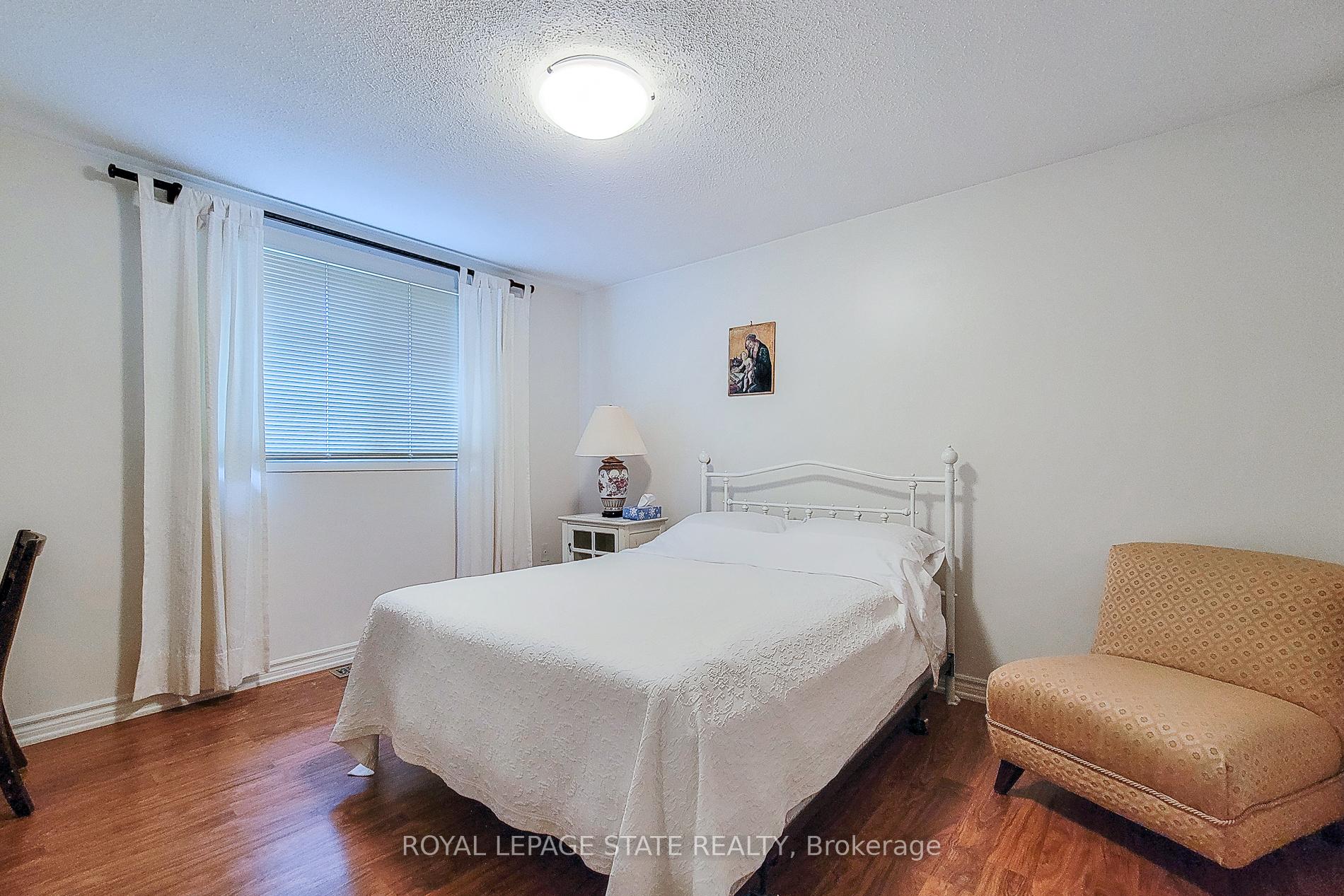 Photo 30 of 170 Glenashton Drive, Hamilton, Stoney Creek — HOMEH