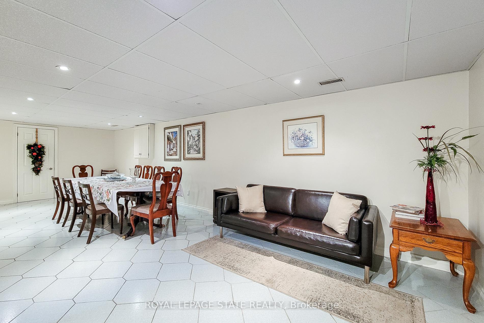 Photo 38 of 170 Glenashton Drive, Hamilton, Stoney Creek — HOMEH