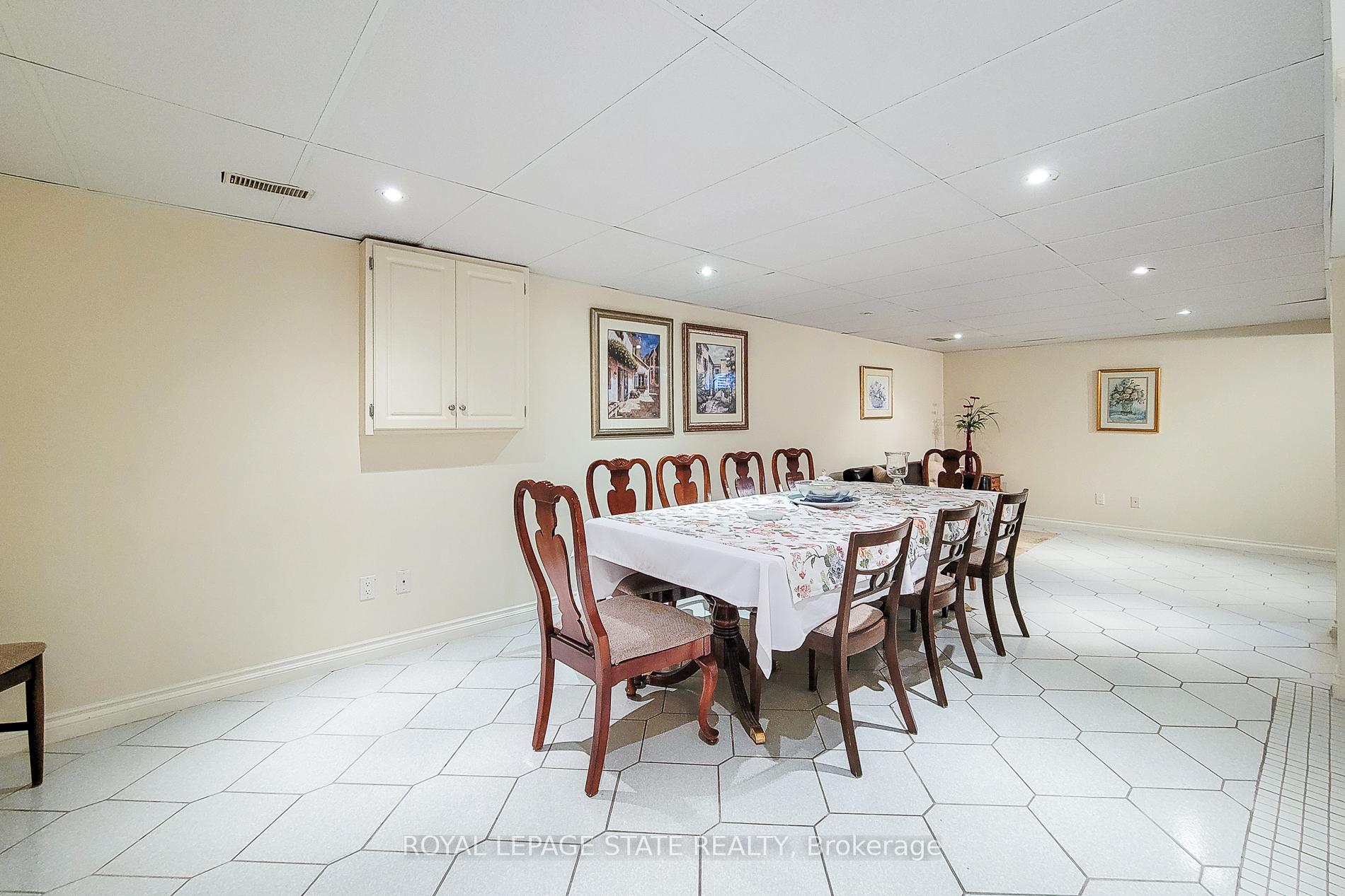 Photo 43 of 170 Glenashton Drive, Hamilton, Stoney Creek — HOMEH
