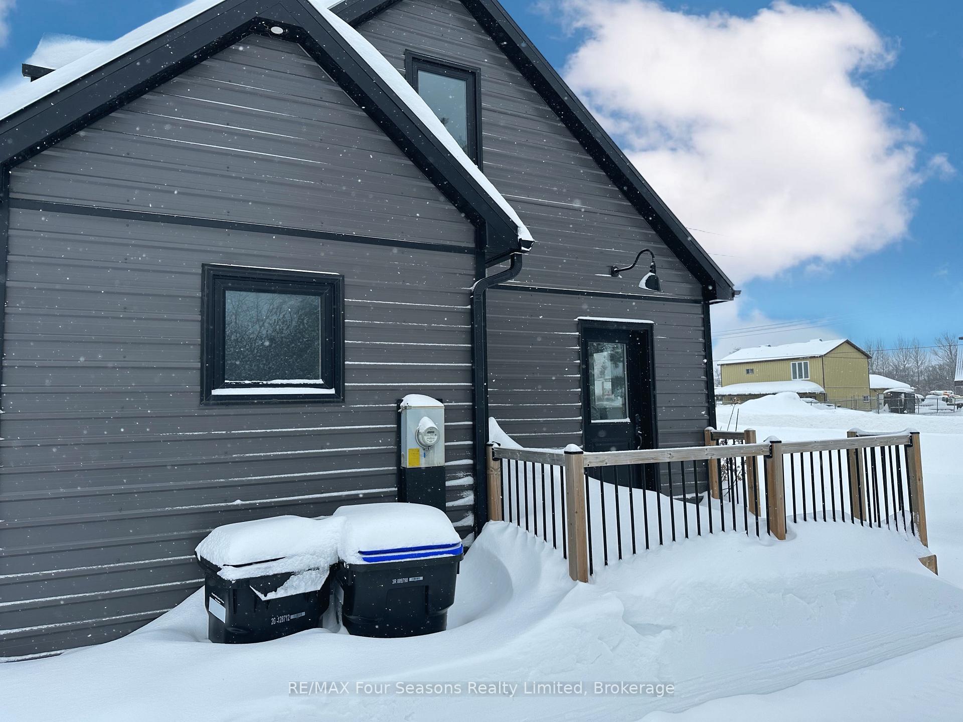 Photo 2 of 7455 County Road 91, Clearview, Stayner — HOMEH