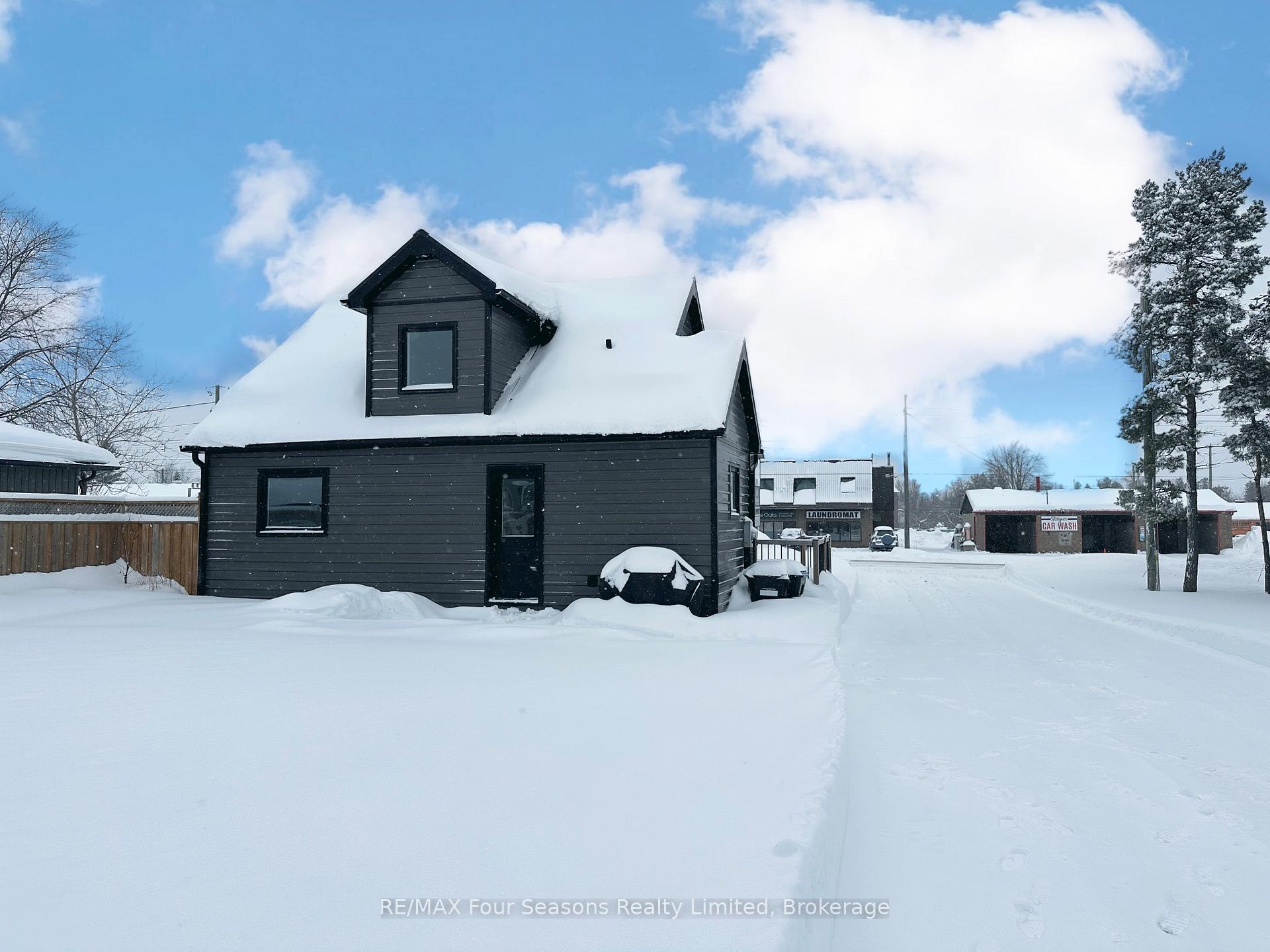 Photo 8 of 7455 County Road 91, Clearview, Stayner — HOMEH