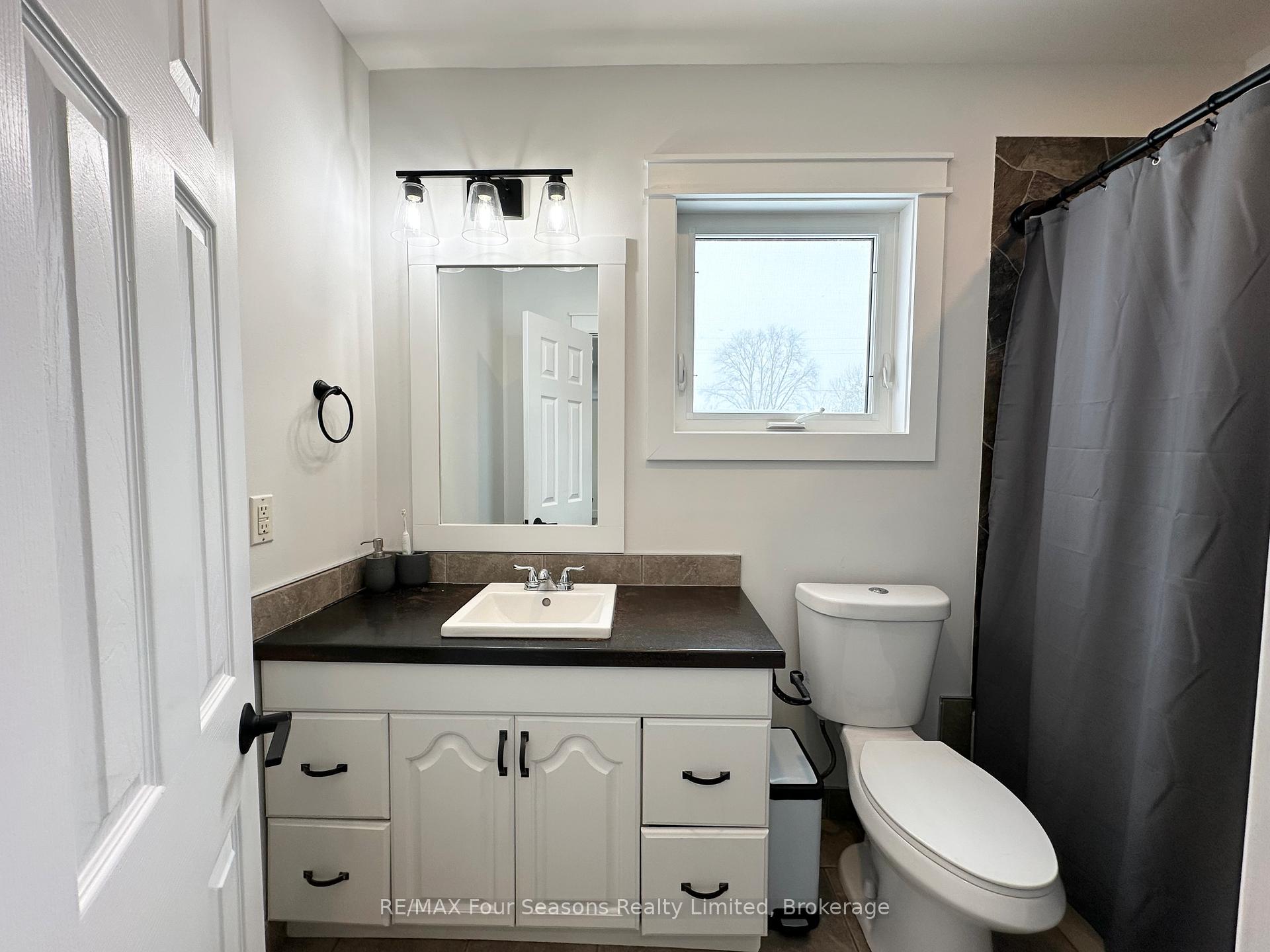 Photo 25 of 7455 County Road 91, Clearview, Stayner — HOMEH