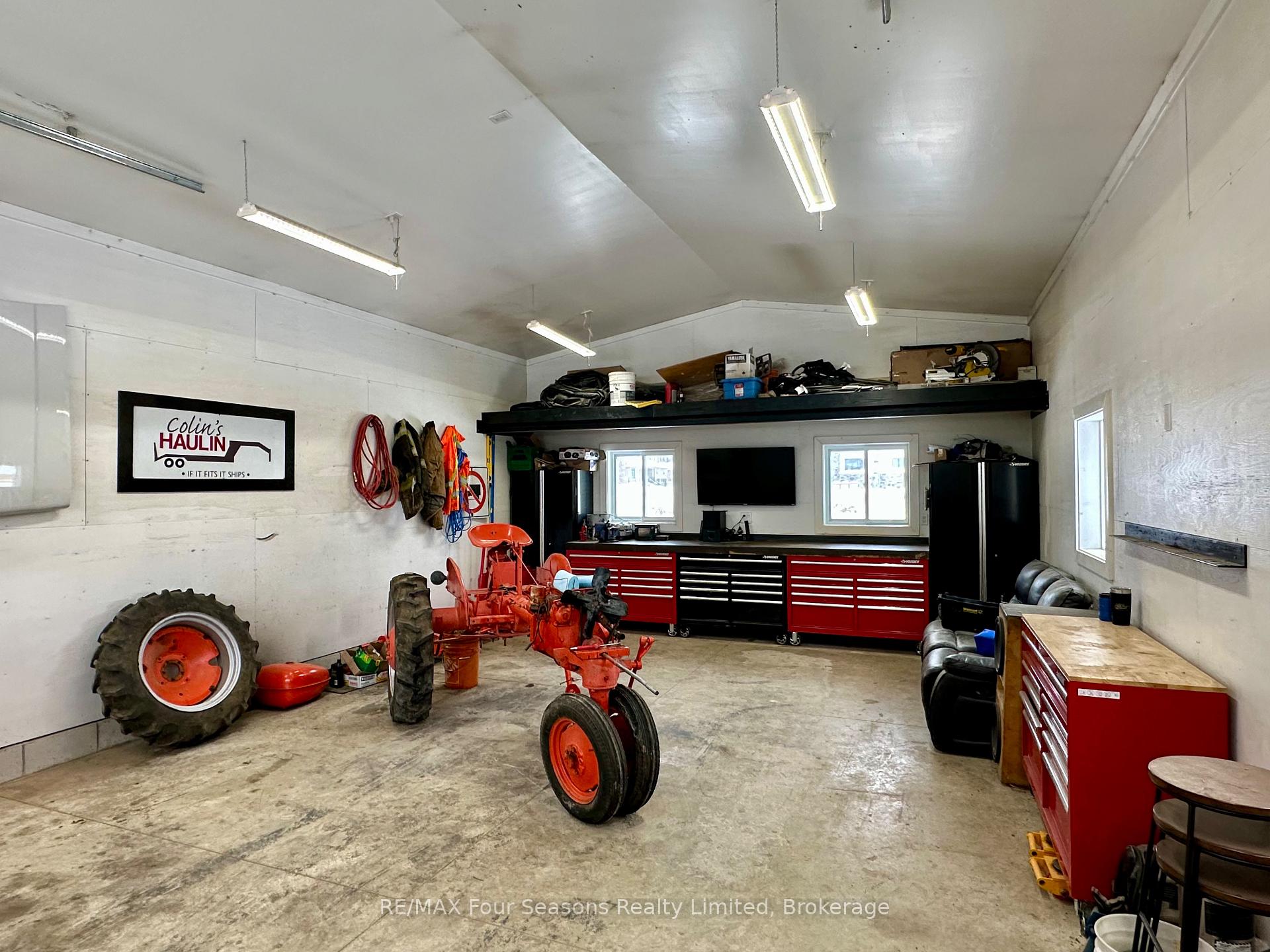 Photo 26 of 7455 County Road 91, Clearview, Stayner — HOMEH