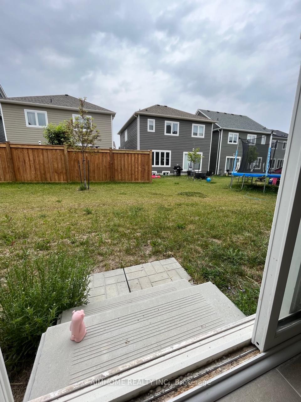 Photo 21 of 14 Catamaran Drive, Wasaga Beach — HOMEH
