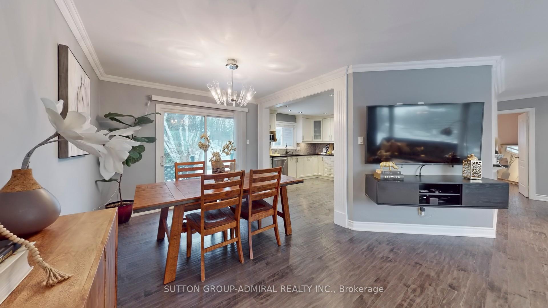 Photo 7 of 144 Kirk Drive, Markham, Royal Orchard — HOMEH