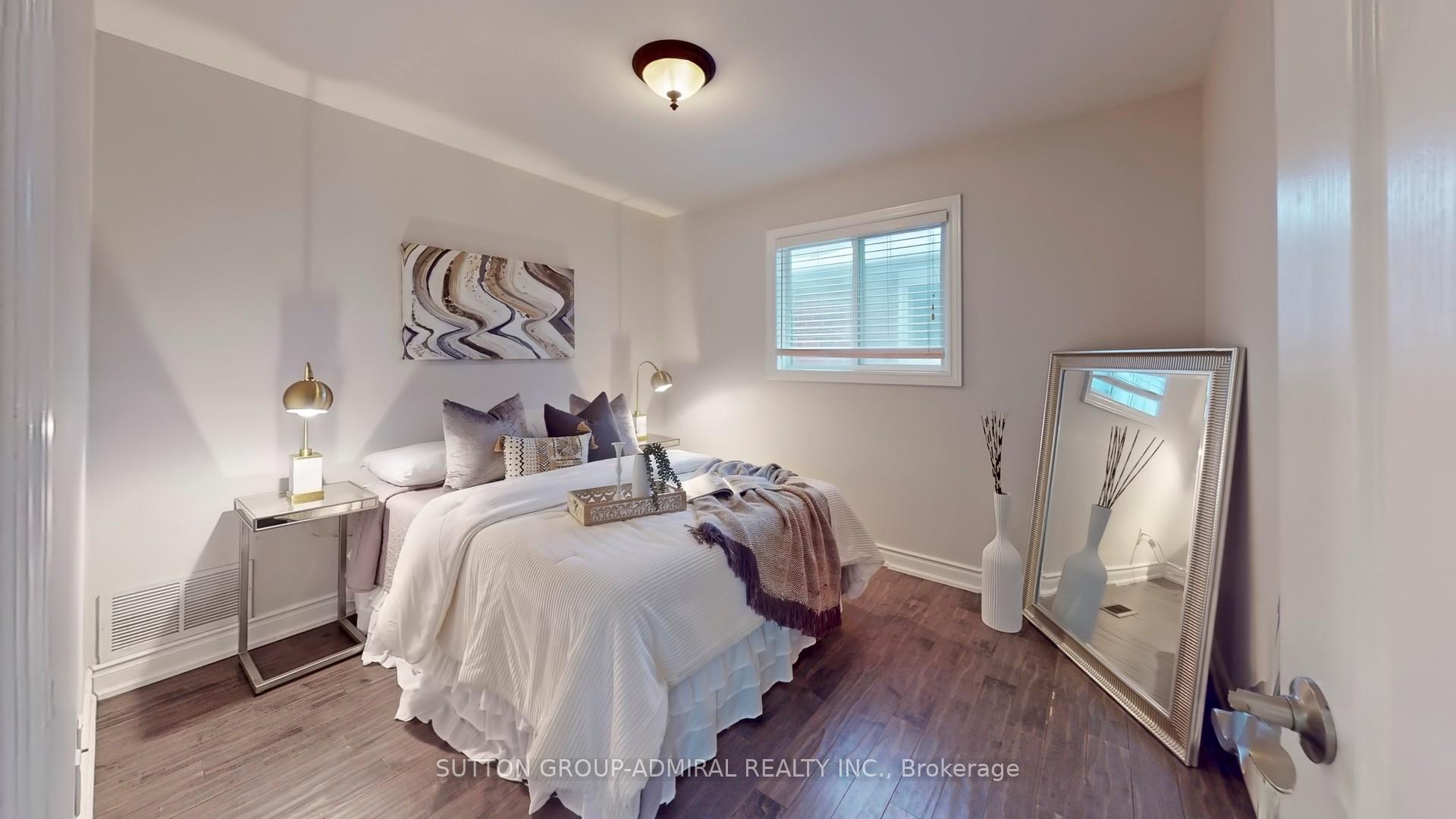 Photo 16 of 144 Kirk Drive, Markham, Royal Orchard — HOMEH