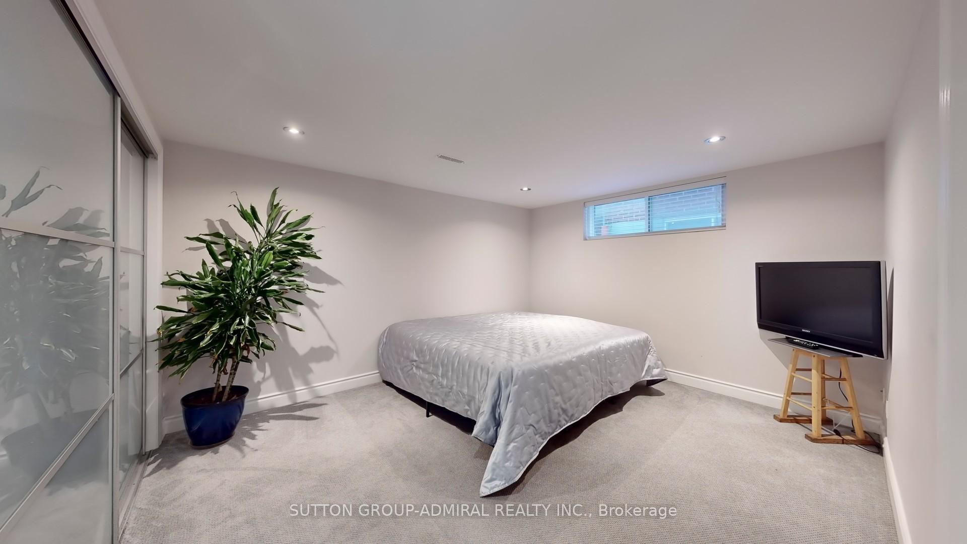 Photo 31 of 144 Kirk Drive, Markham, Royal Orchard — HOMEH