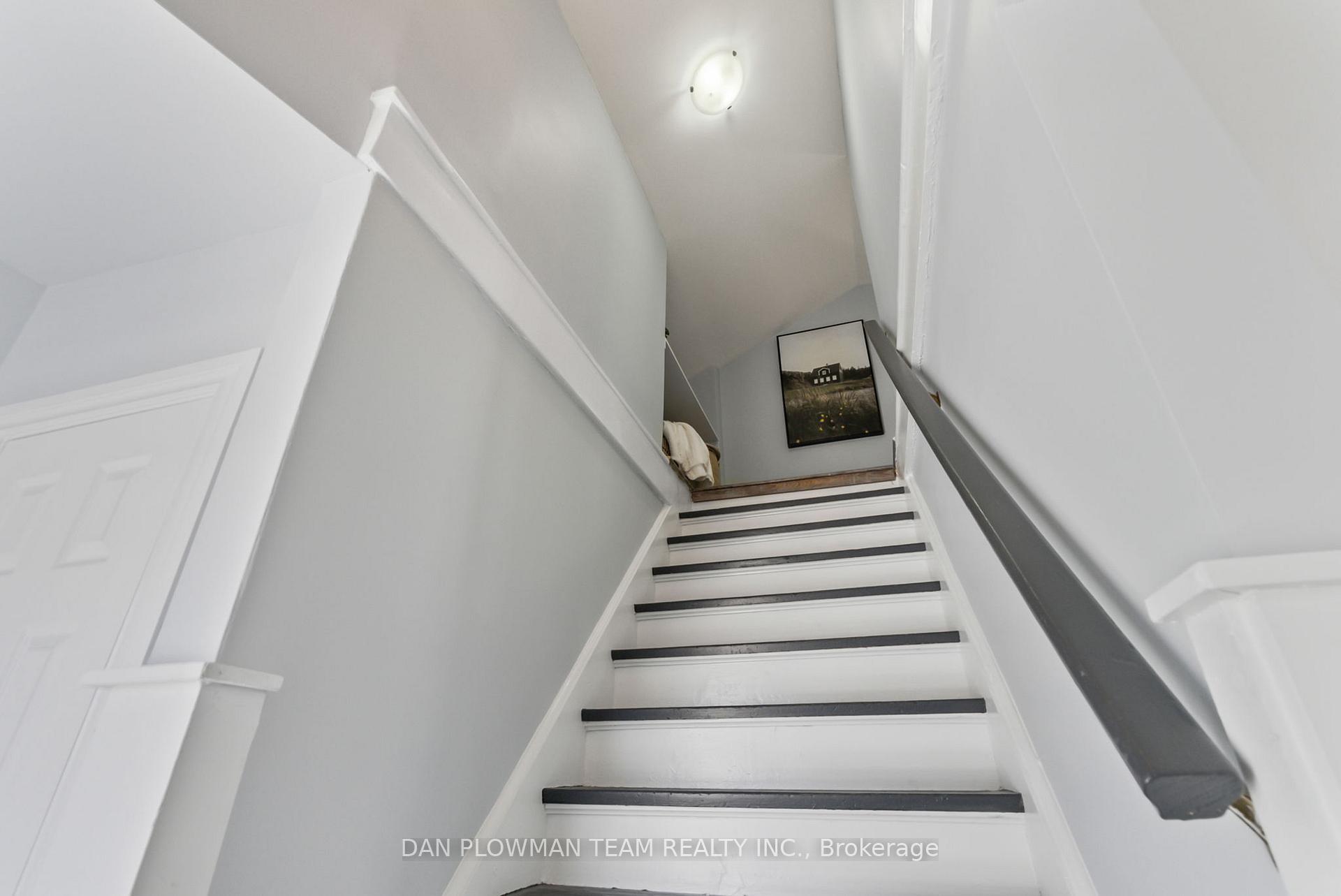 Photo 21 of 23 John Street, Scugog, Port Perry — HOMEH