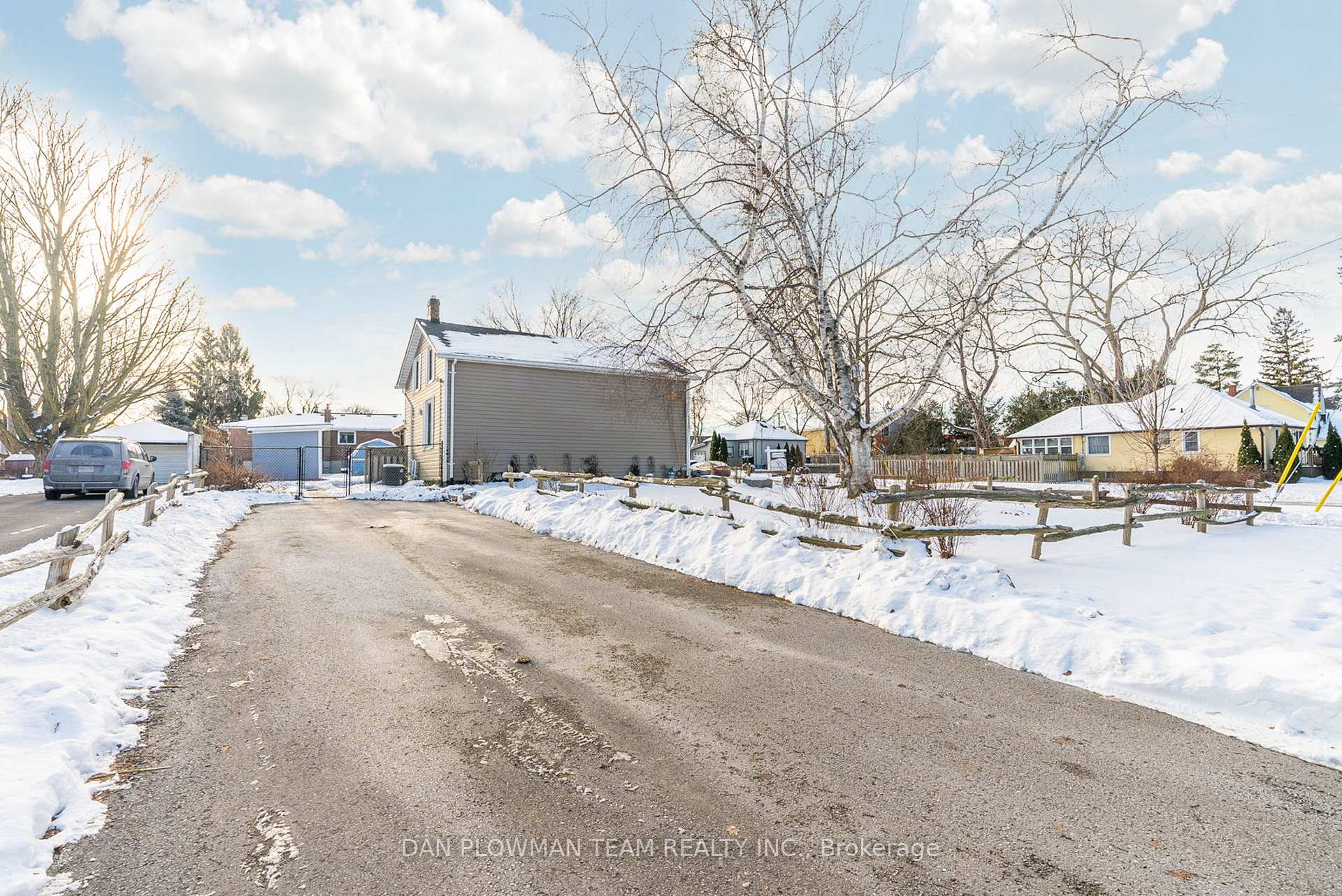 Photo 32 of 23 John Street, Scugog, Port Perry — HOMEH