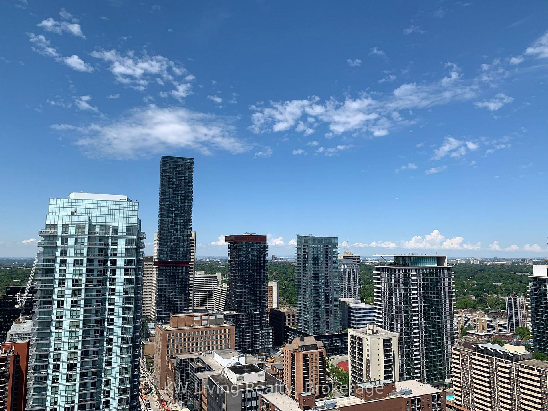 Photo 11 of Unit 3208, 125 Redpath Avenue, Toronto, Mount Pleasant West — HOMEH
