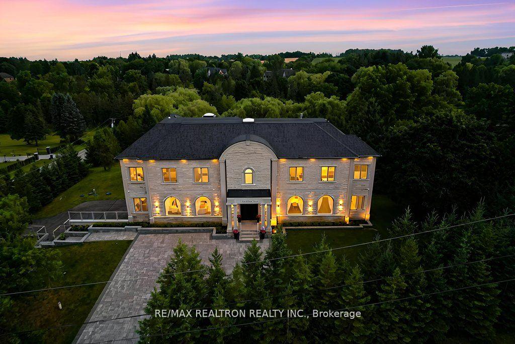 Photo 2 of 2 Blueberry Lane, King, King City — HOMEH