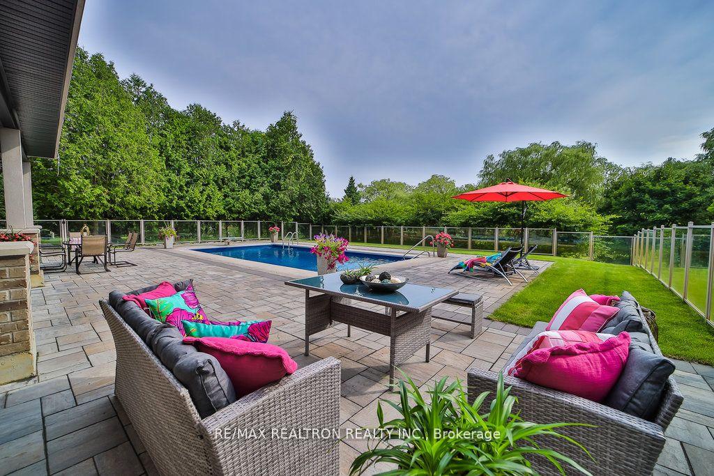 Photo 37 of 2 Blueberry Lane, King, King City — HOMEH