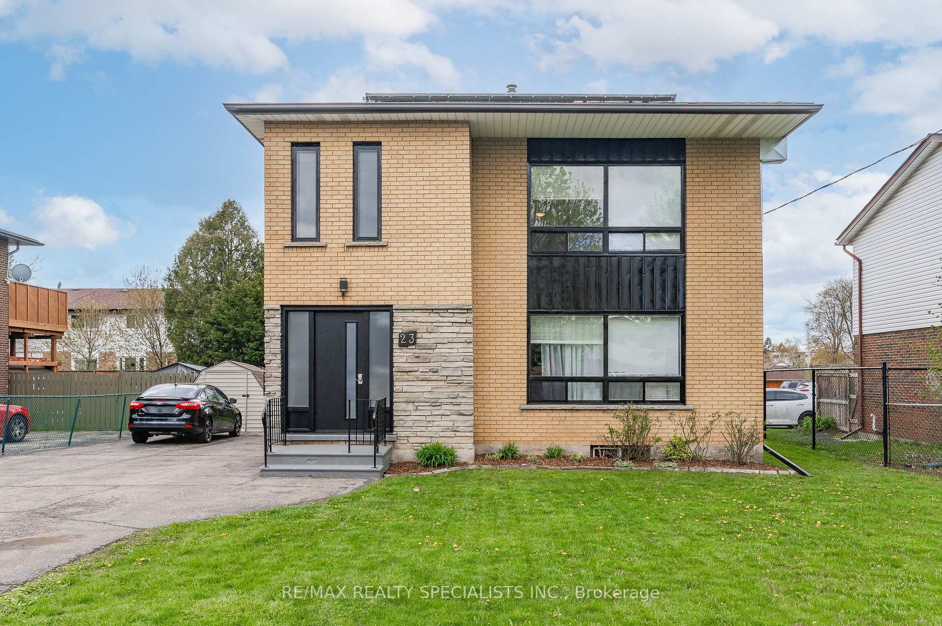 Photo 1 of 23 Rutherford Drive, Kitchener, Centreville Chicopee — HOMEH