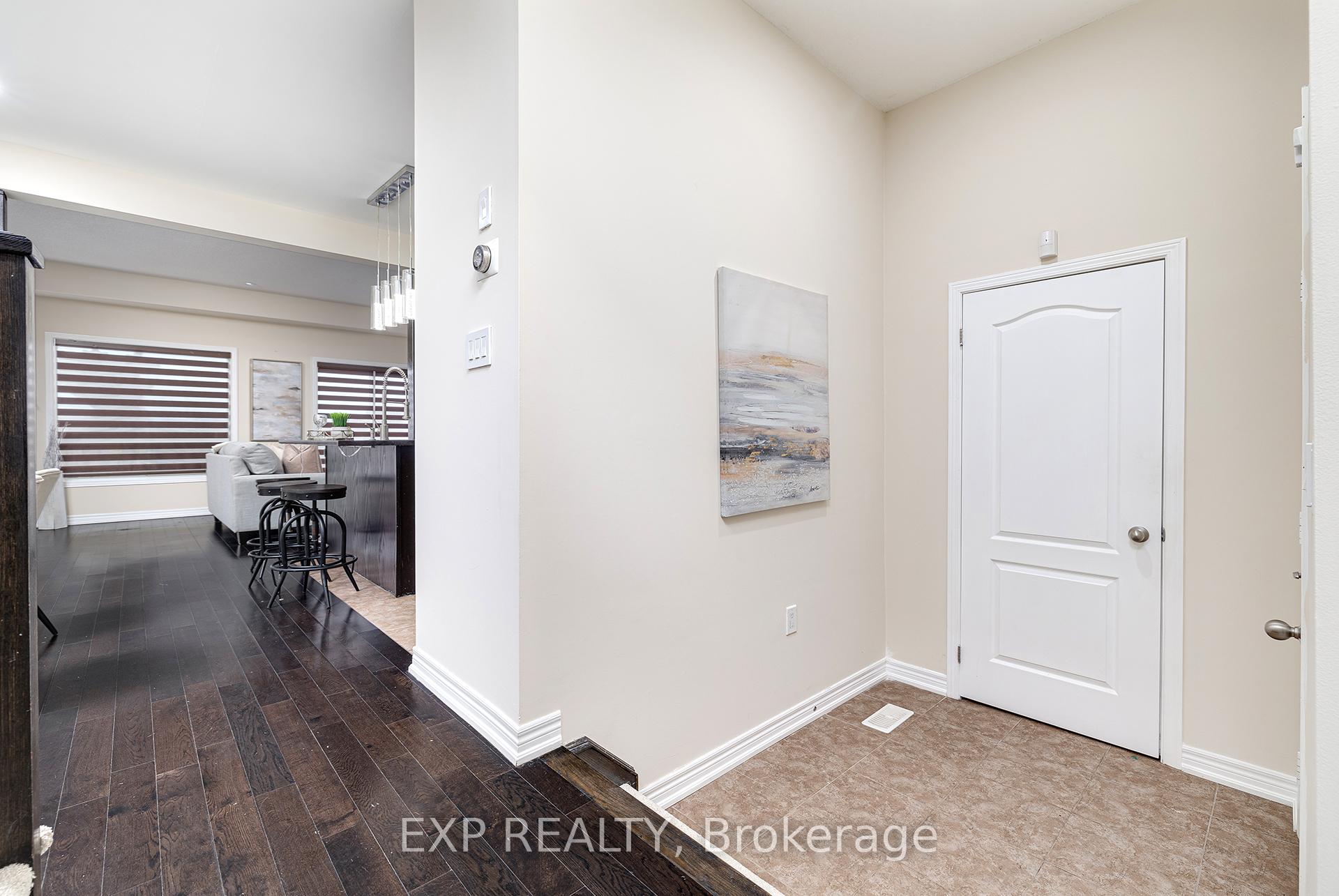 Photo 10 of 171 Lormont Boulevard, Hamilton, Stoney Creek Mountain — HOMEH