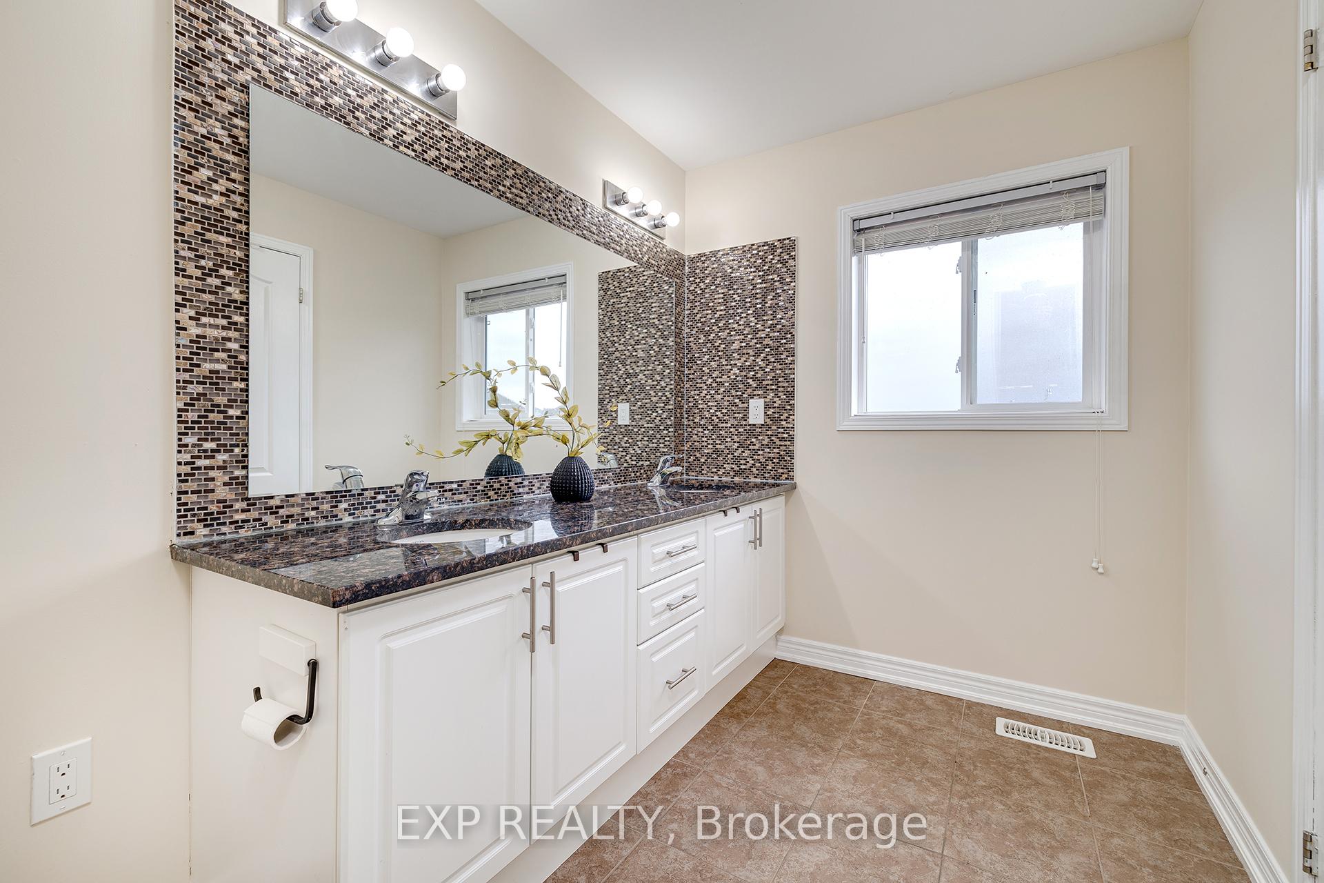 Photo 19 of 171 Lormont Boulevard, Hamilton, Stoney Creek Mountain — HOMEH