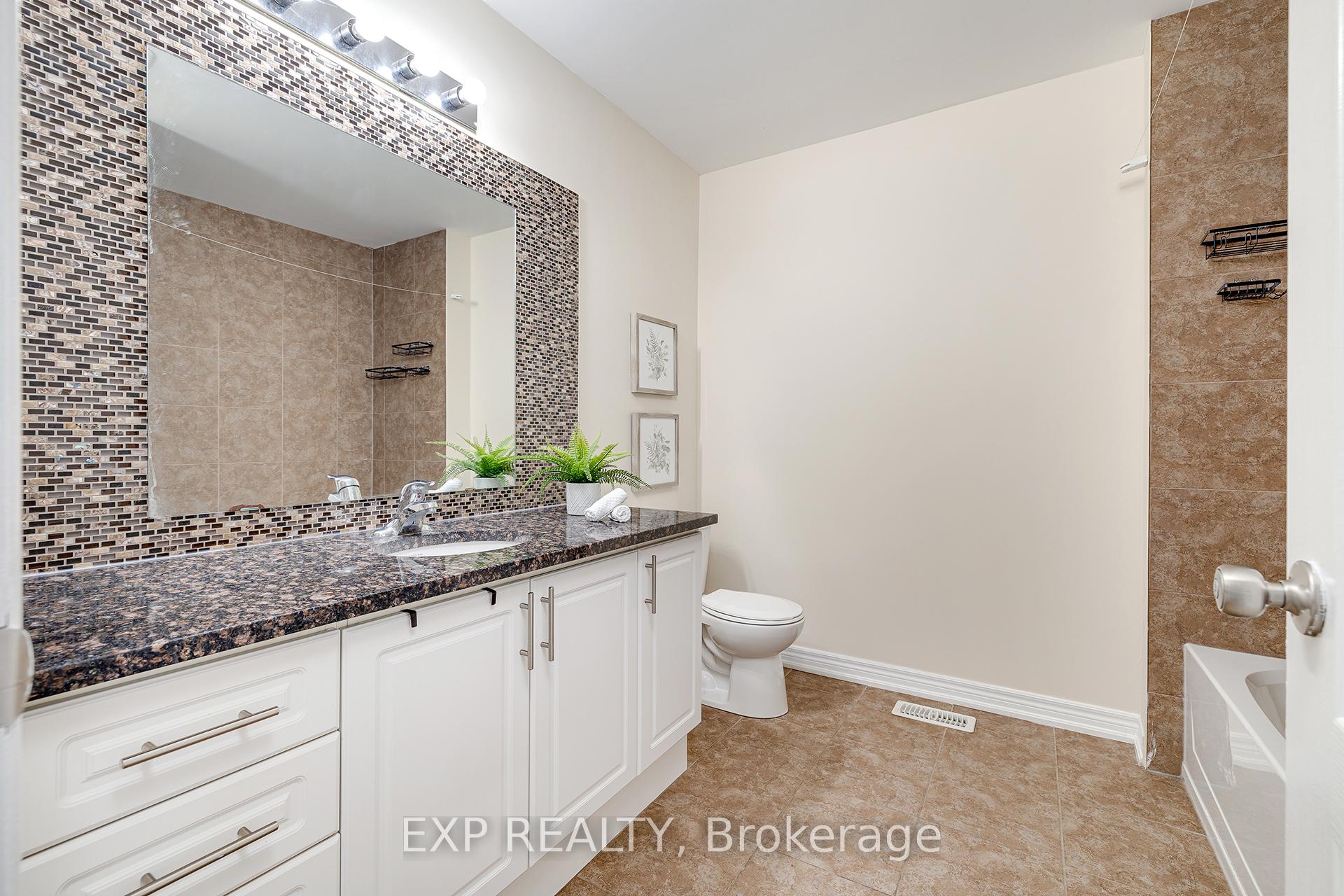 Photo 16 of 171 Lormont Boulevard, Hamilton, Stoney Creek Mountain — HOMEH
