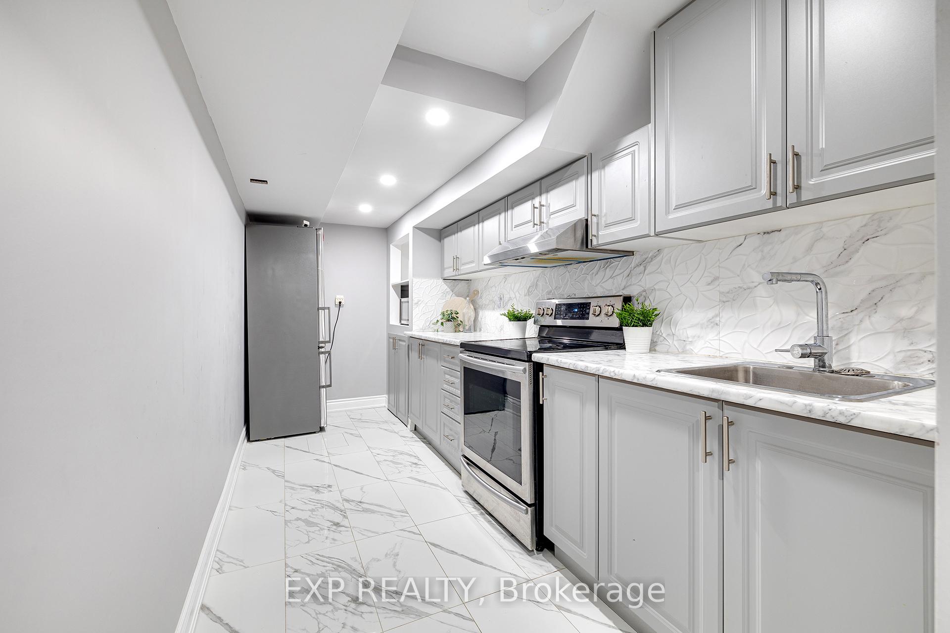 Photo 36 of 171 Lormont Boulevard, Hamilton, Stoney Creek Mountain — HOMEH