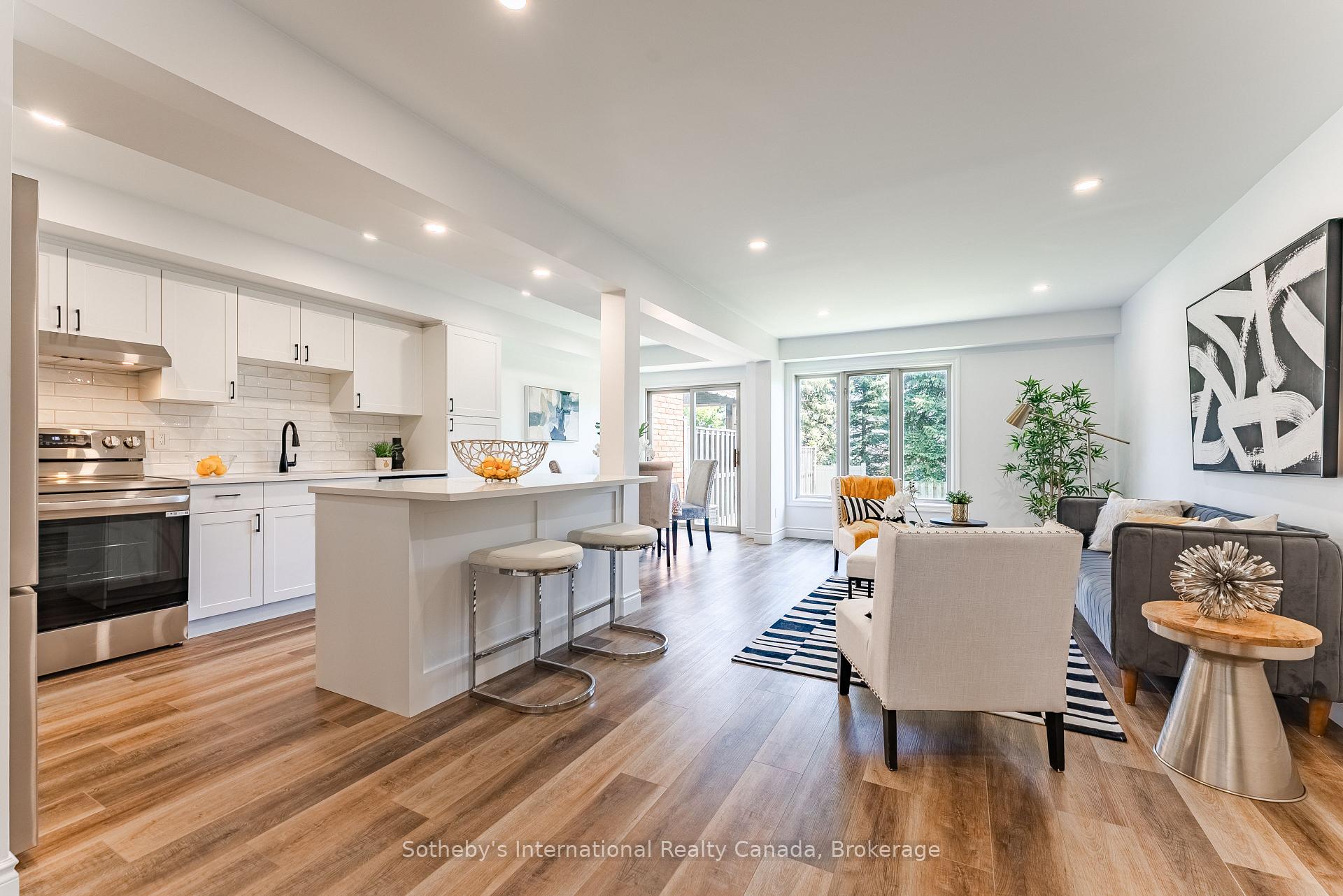 Photo 12 of 501 Southridge Drive, Hamilton, Mountview — HOMEH