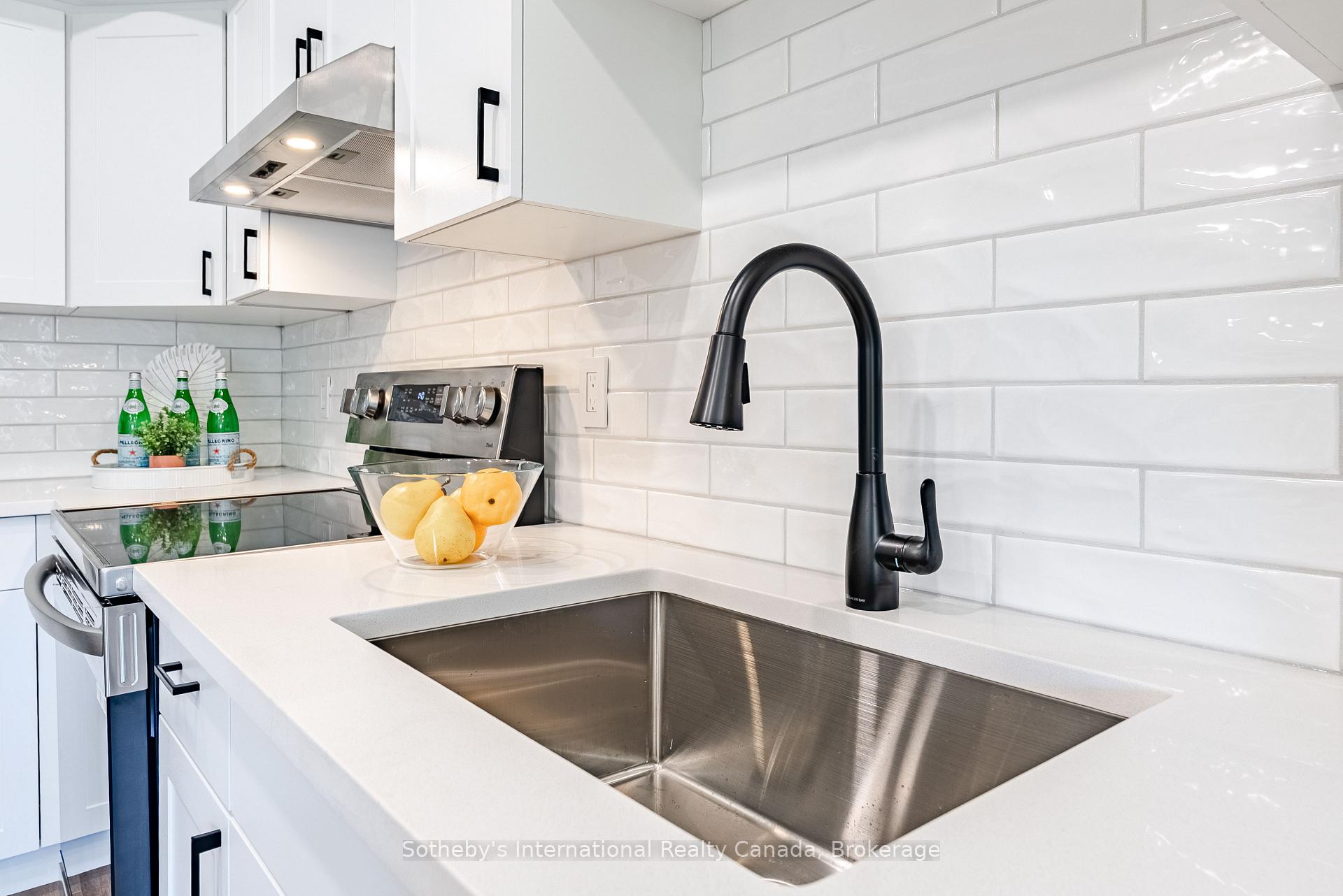 Photo 18 of 501 Southridge Drive, Hamilton, Mountview — HOMEH