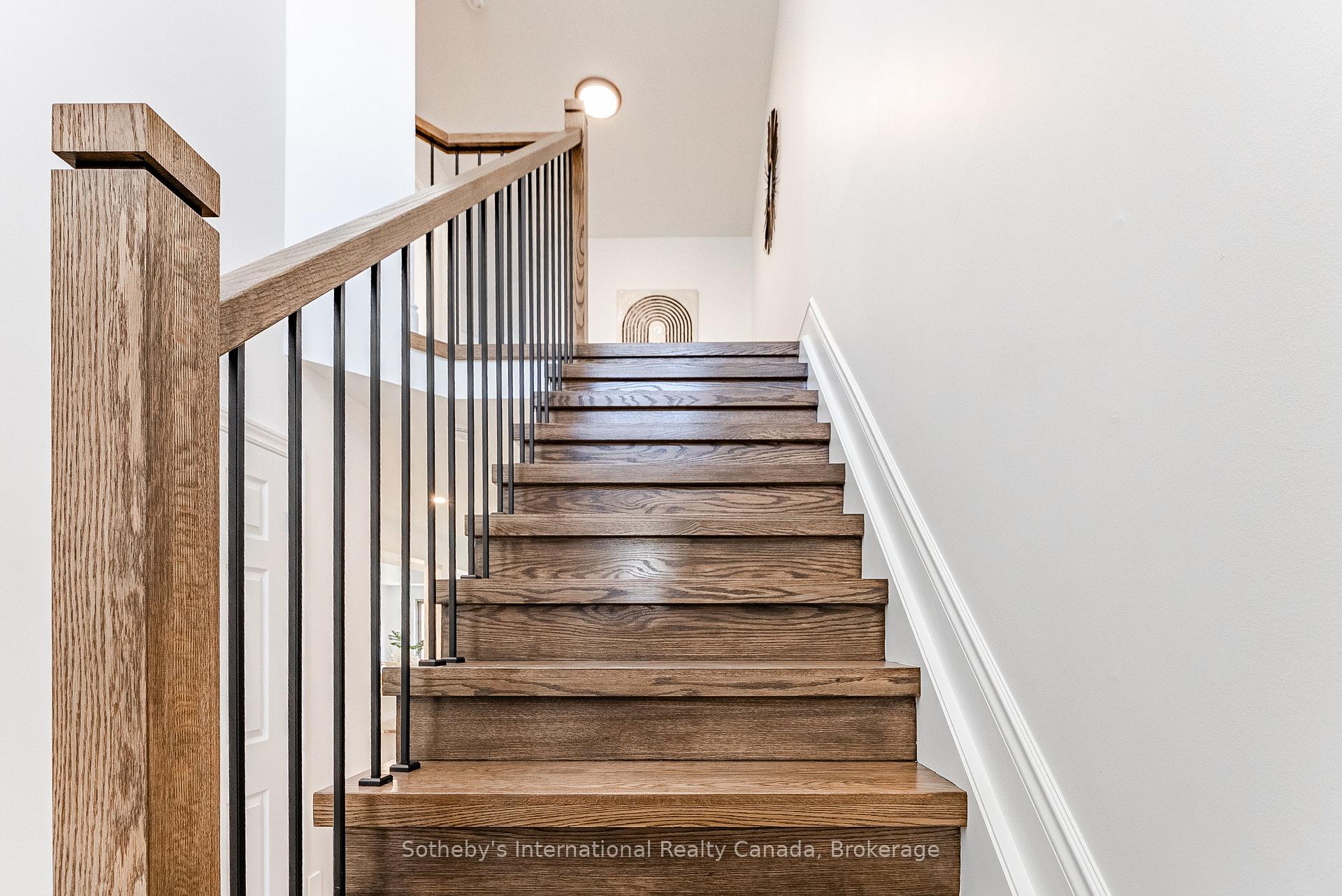 Photo 23 of 501 Southridge Drive, Hamilton, Mountview — HOMEH