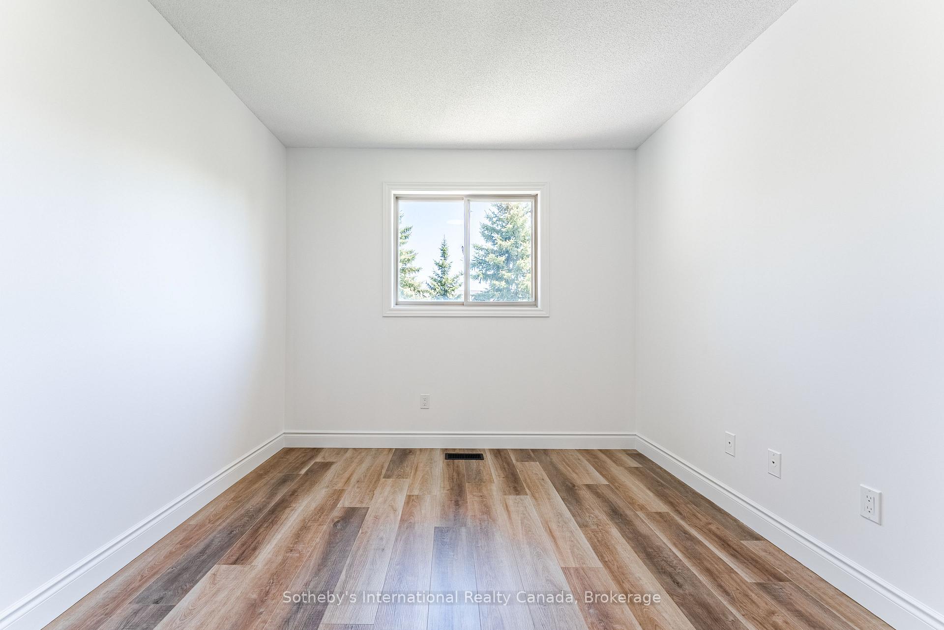 Photo 37 of 501 Southridge Drive, Hamilton, Mountview — HOMEH