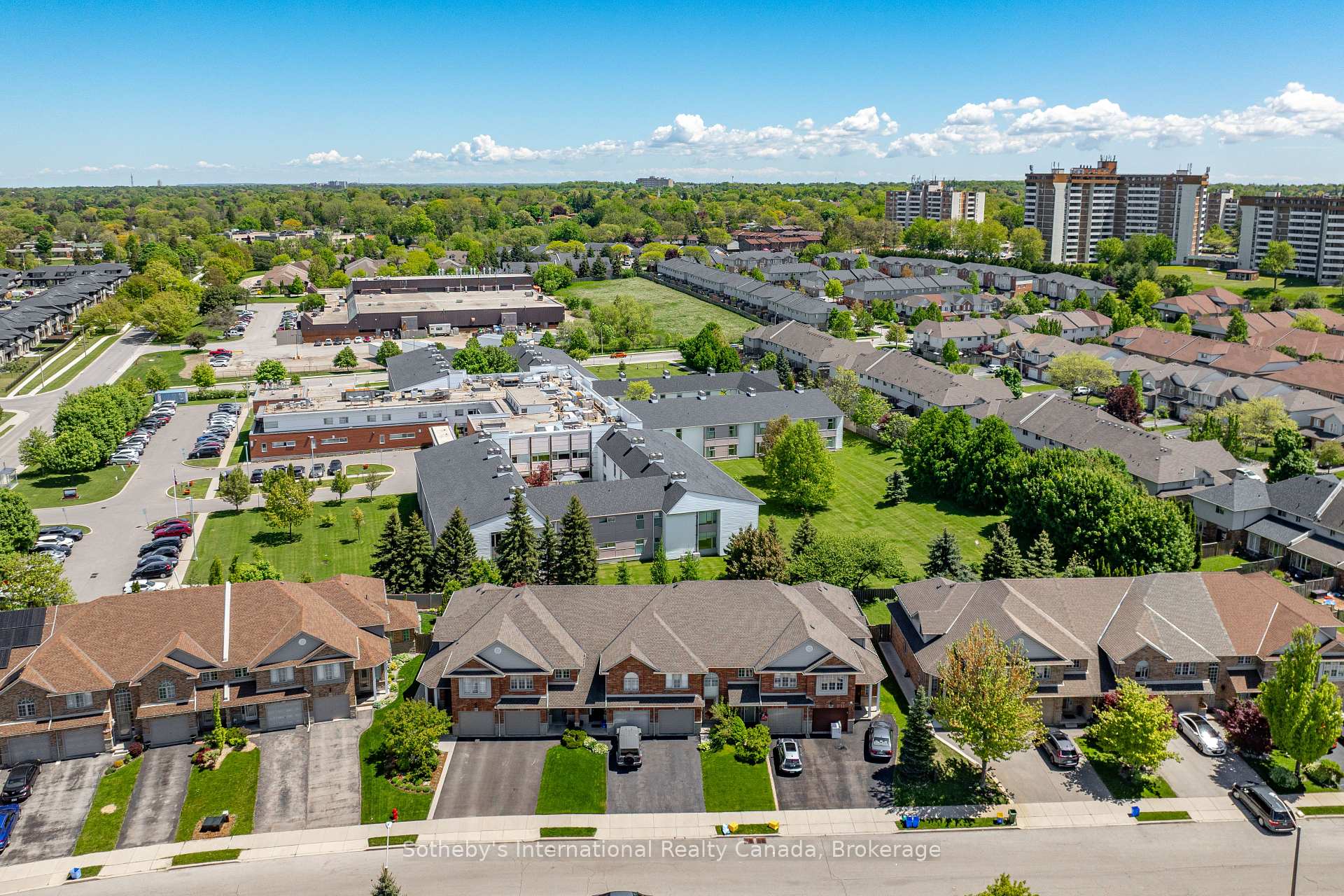 Photo 43 of 501 Southridge Drive, Hamilton, Mountview — HOMEH