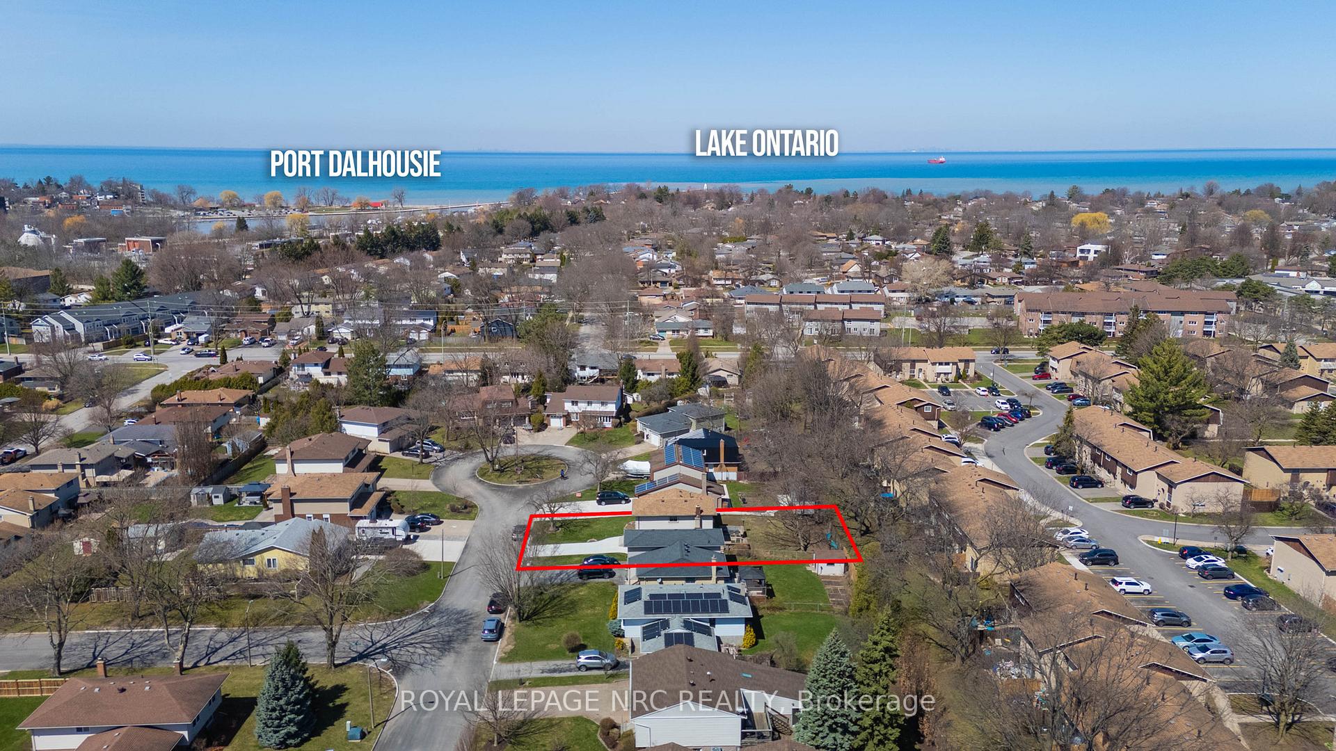 Photo 15 of 44 Harbour Heights Lane, St. Catharines, Lakeport — HOMEH