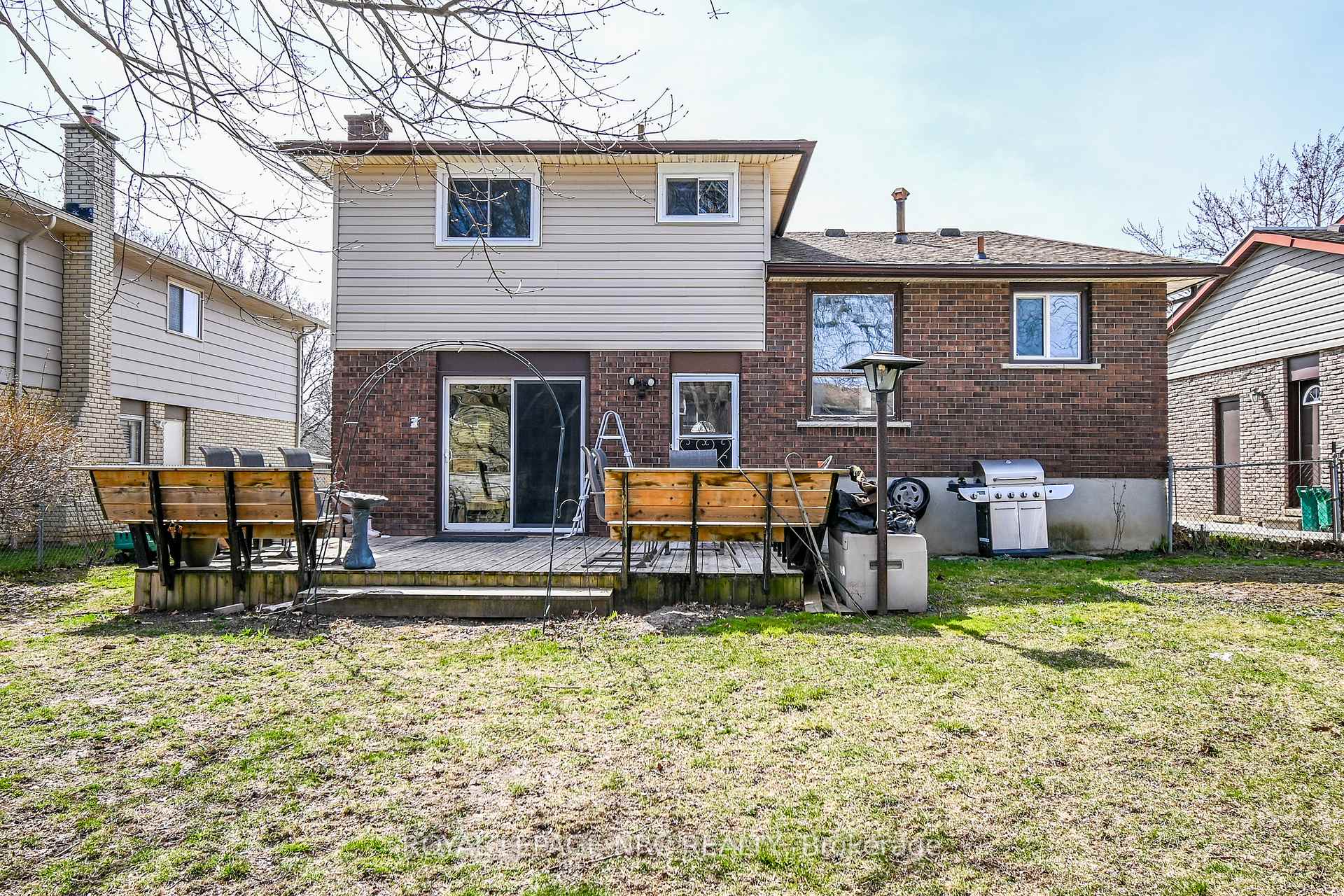 Photo 17 of 44 Harbour Heights Lane, St. Catharines, Lakeport — HOMEH