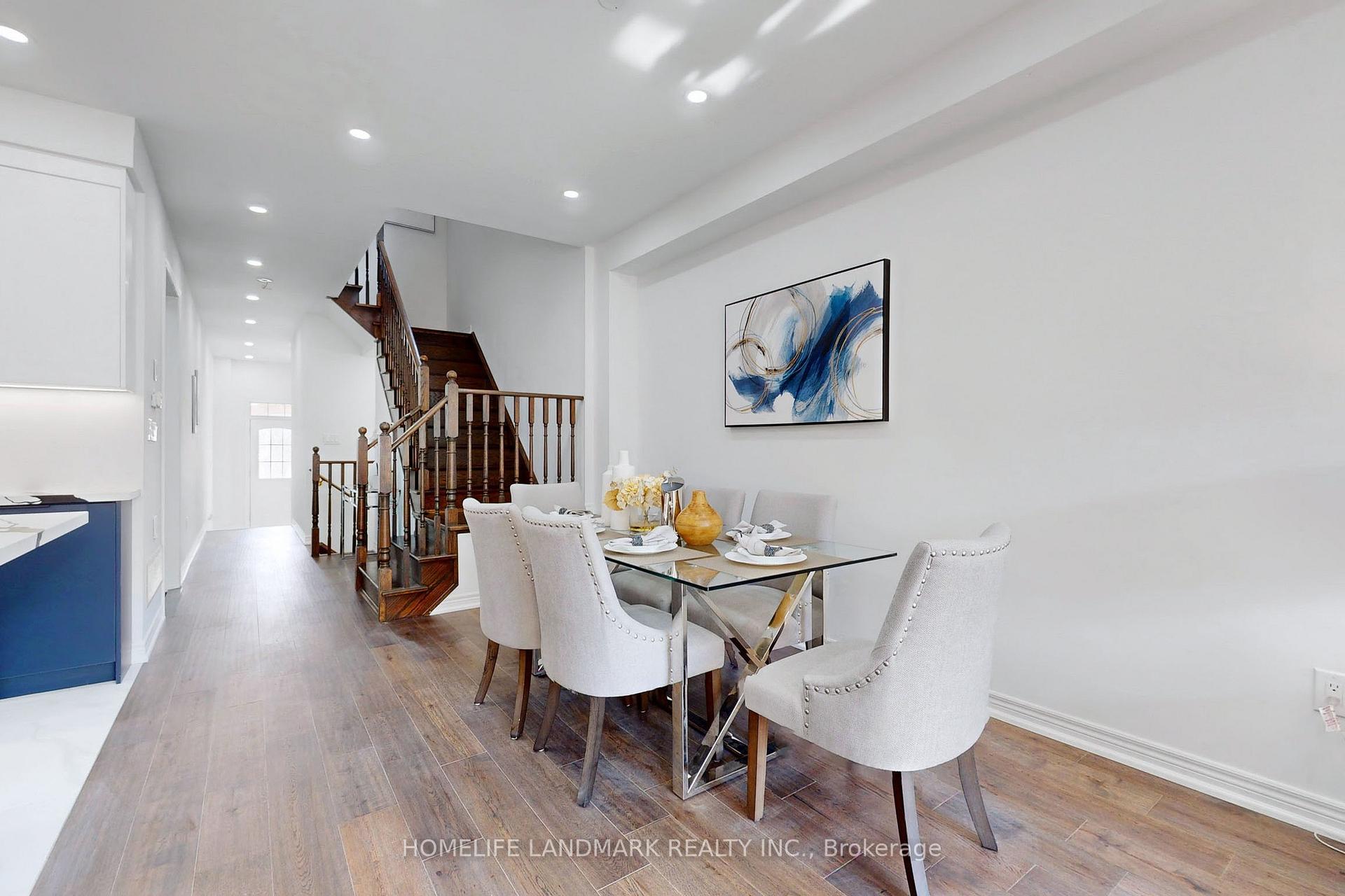Photo 10 of 7 Reddington Road, Markham, Cedarwood — HOMEH