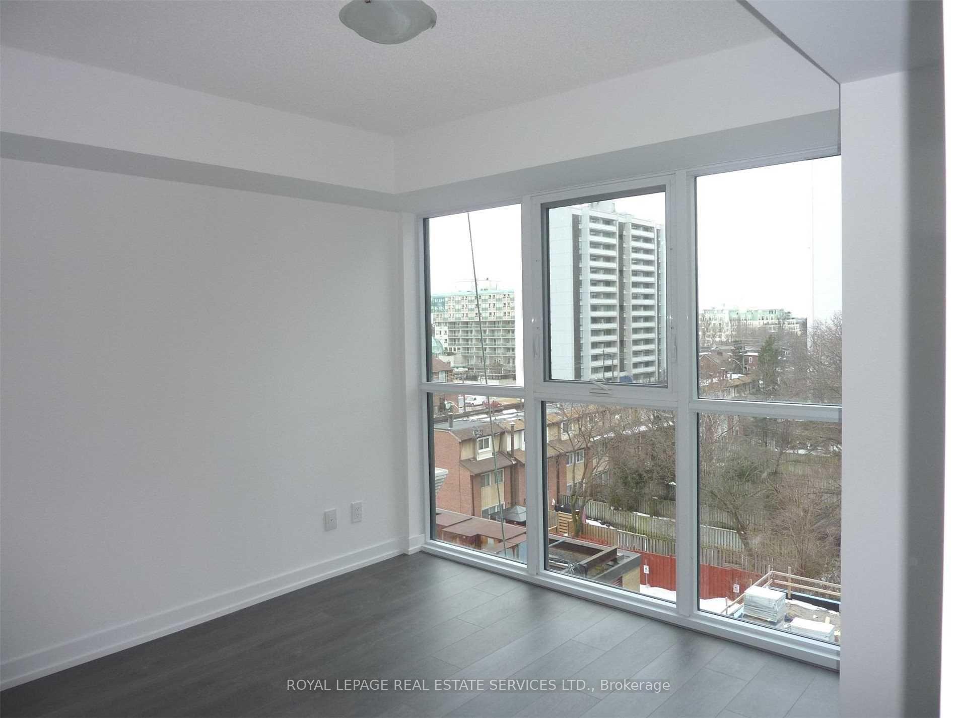 Photo 3 of Unit 501, 125 Redpath Avenue, Toronto, Mount Pleasant West — HOMEH
