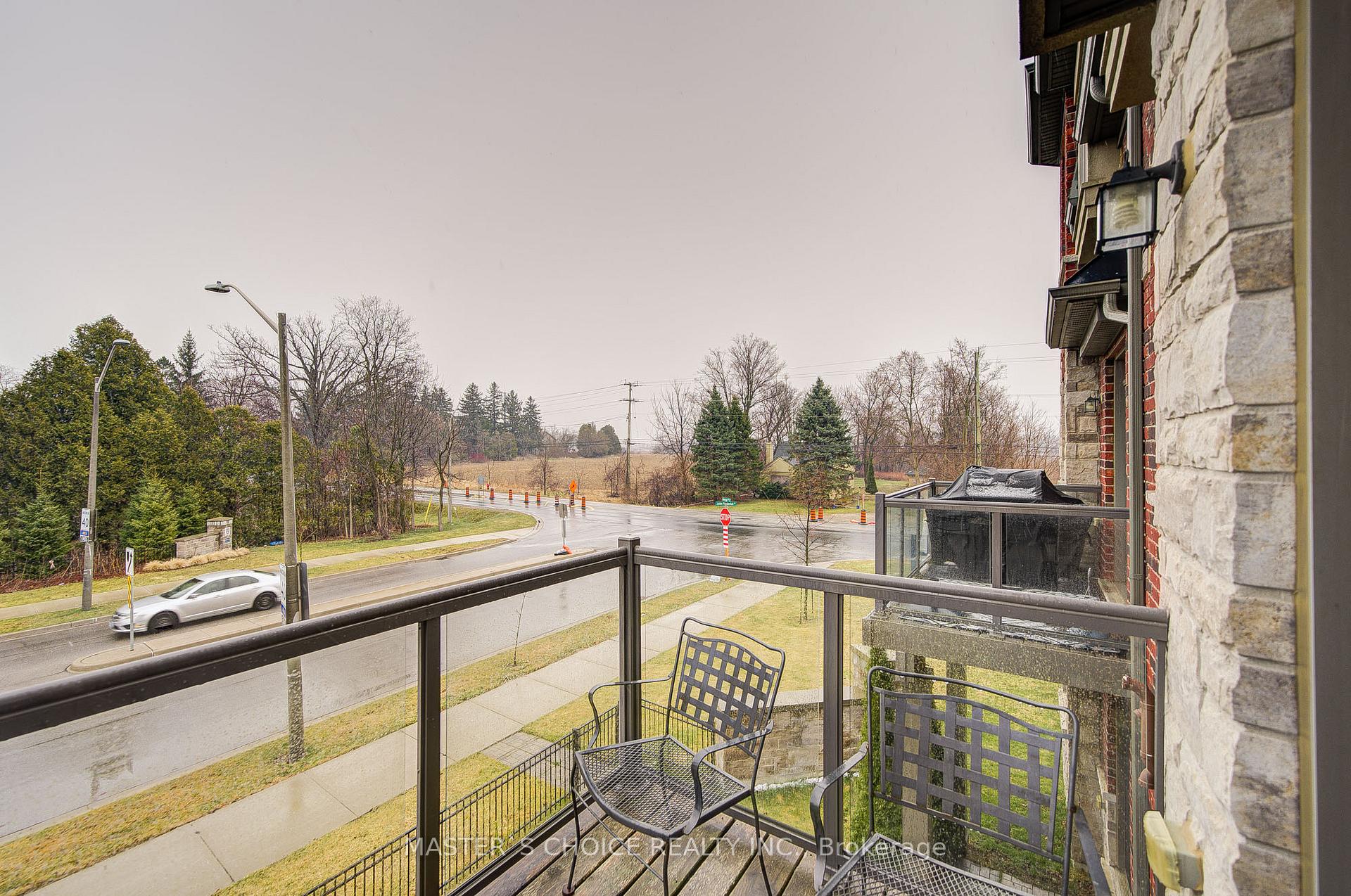 Photo 17 of 9 Andruss Lane, Hamilton, Ancaster — HOMEH