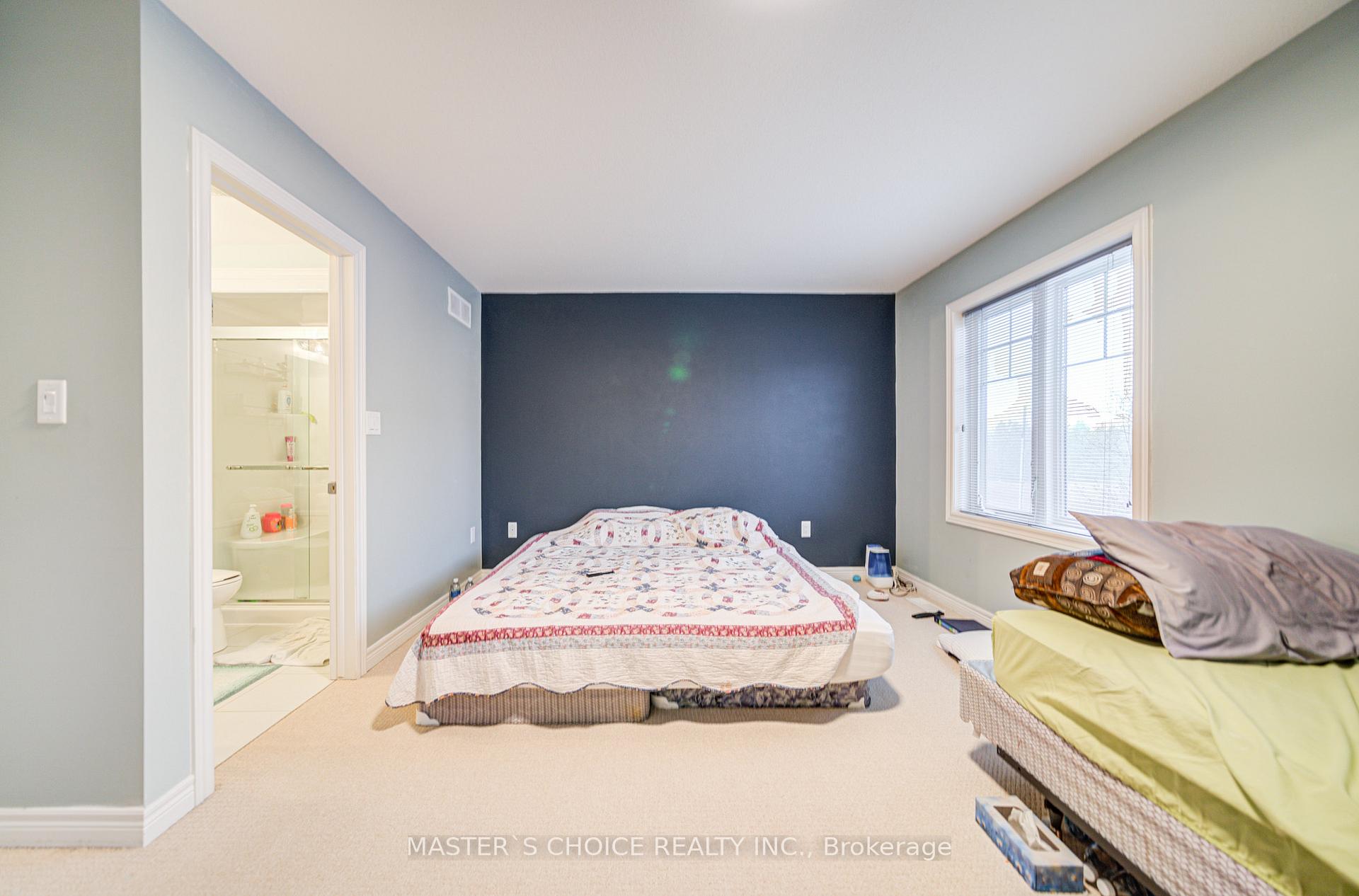 Photo 23 of 9 Andruss Lane, Hamilton, Ancaster — HOMEH