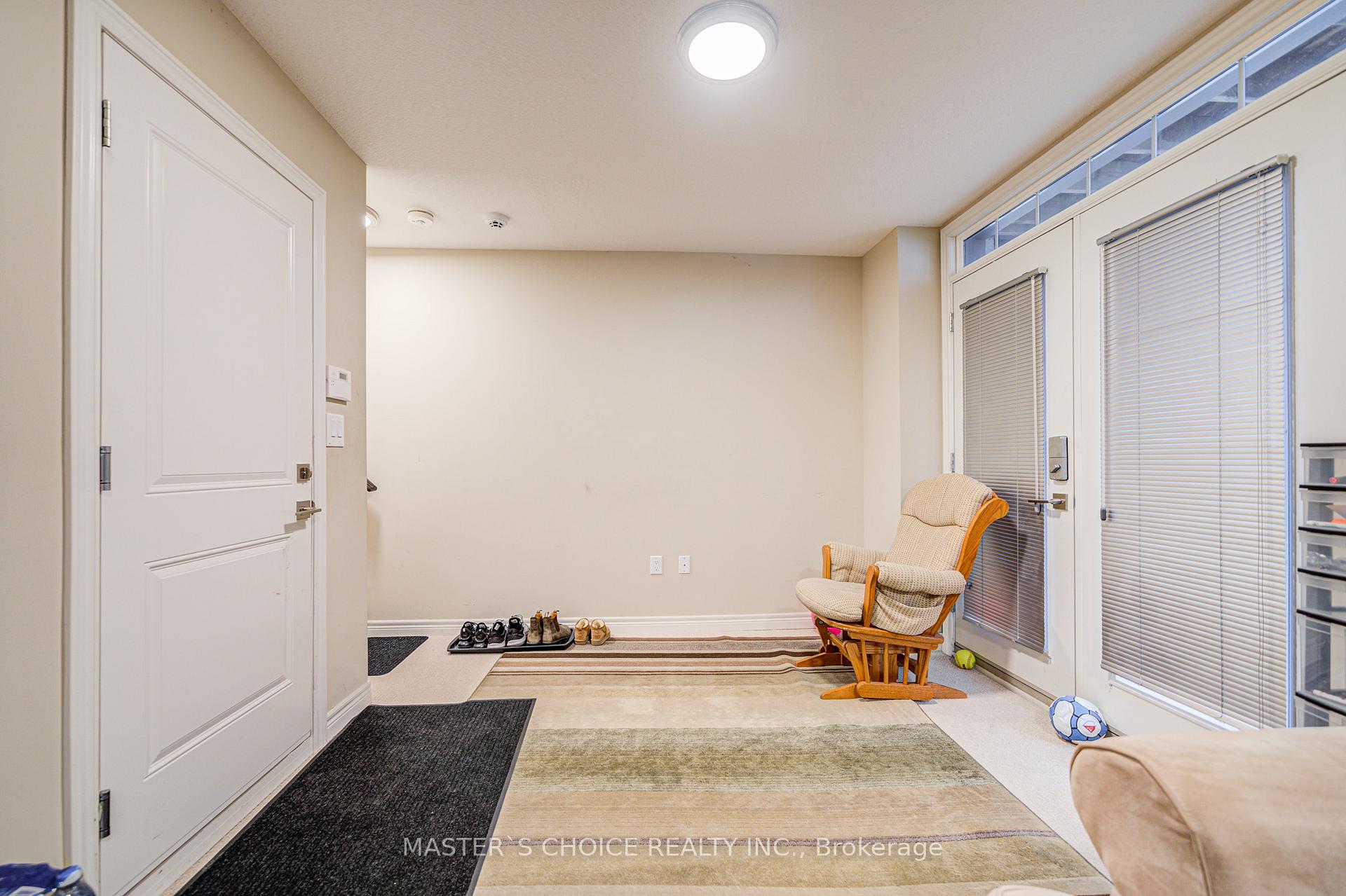 Photo 36 of 9 Andruss Lane, Hamilton, Ancaster — HOMEH