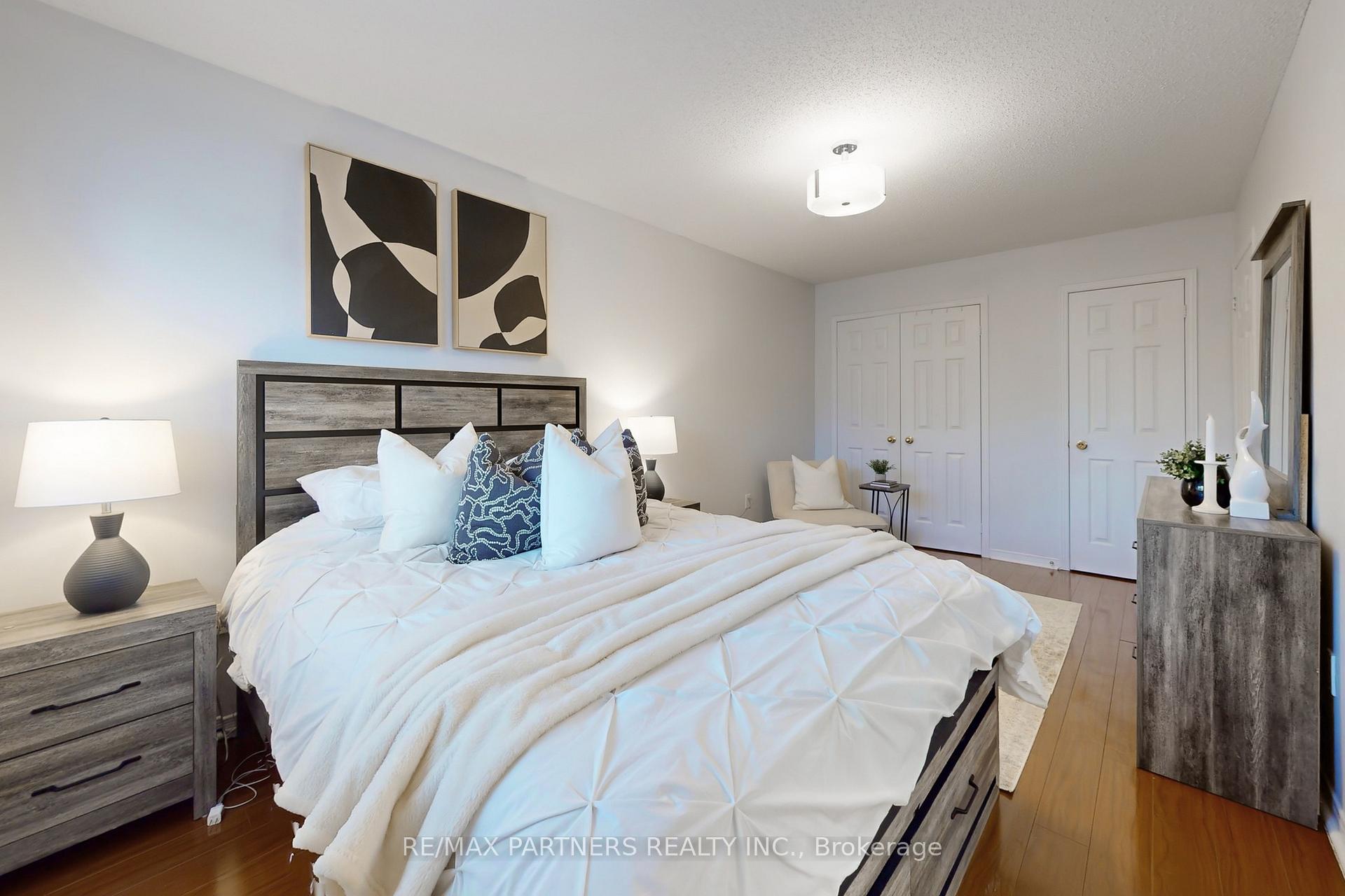 Photo 24 of 16 Tara Crescent, Markham, Cedarwood — HOMEH