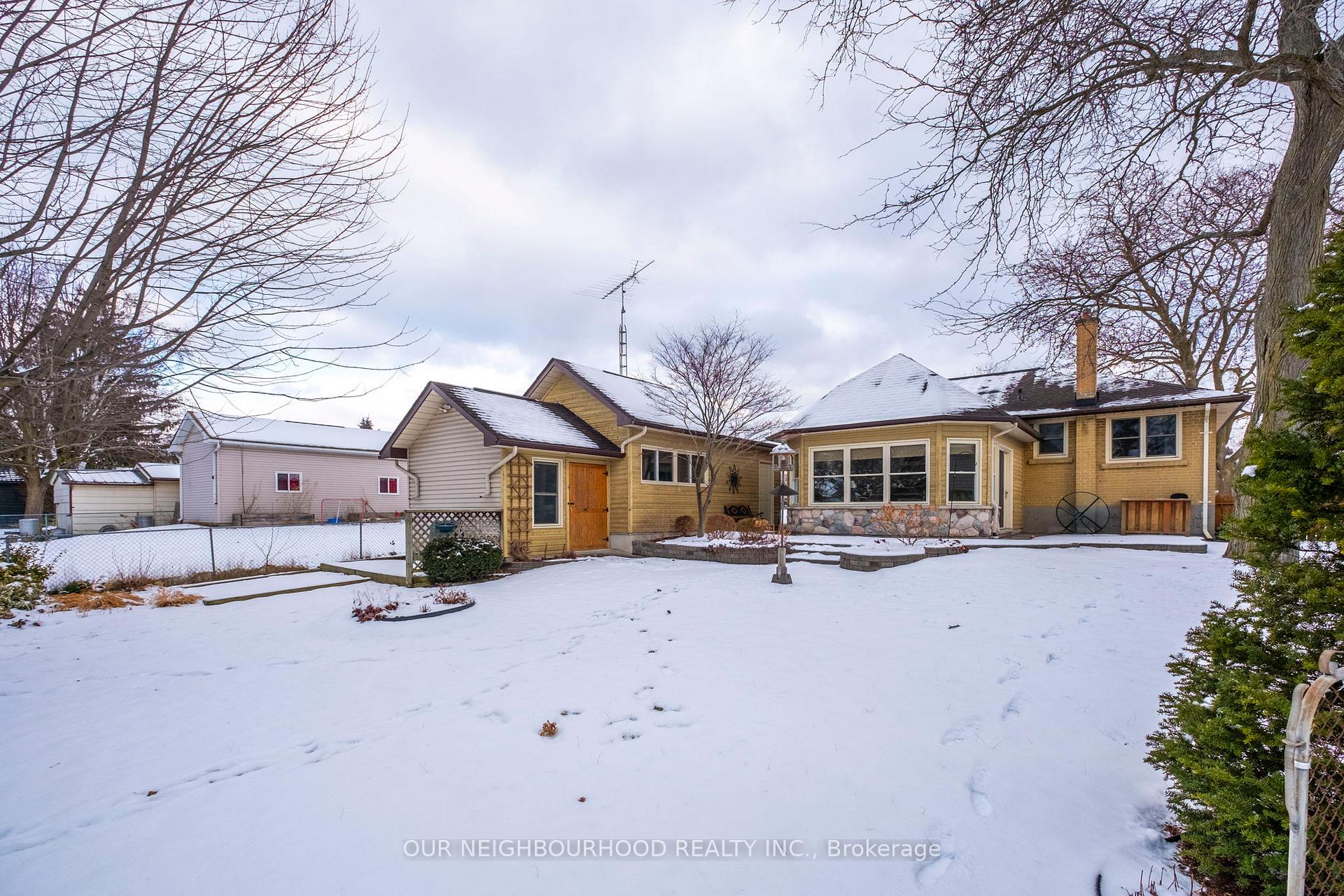 Photo 15 of 210 Lee Avenue, Whitby, Lynde Creek — HOMEH