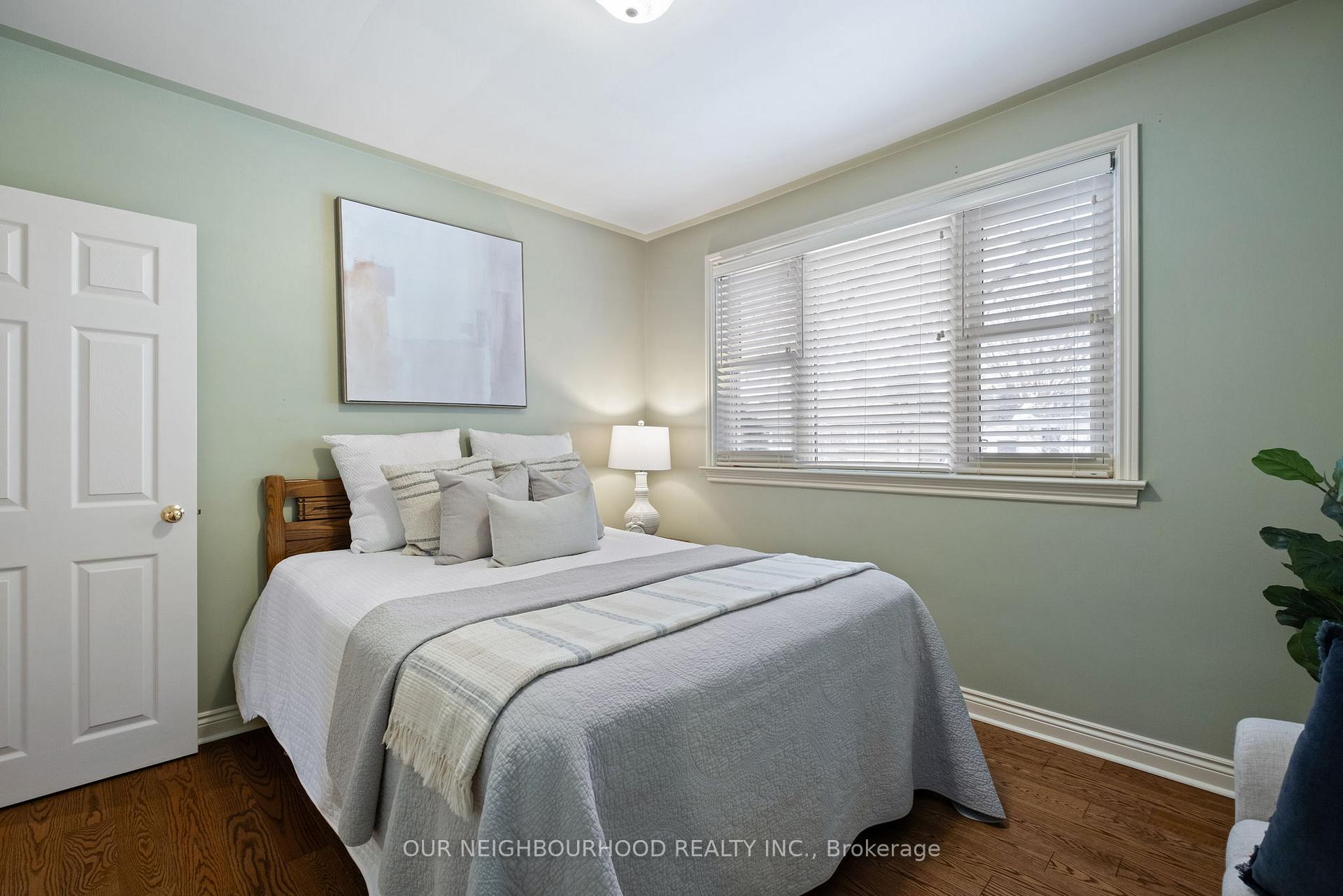 Photo 16 of 210 Lee Avenue, Whitby, Lynde Creek — HOMEH